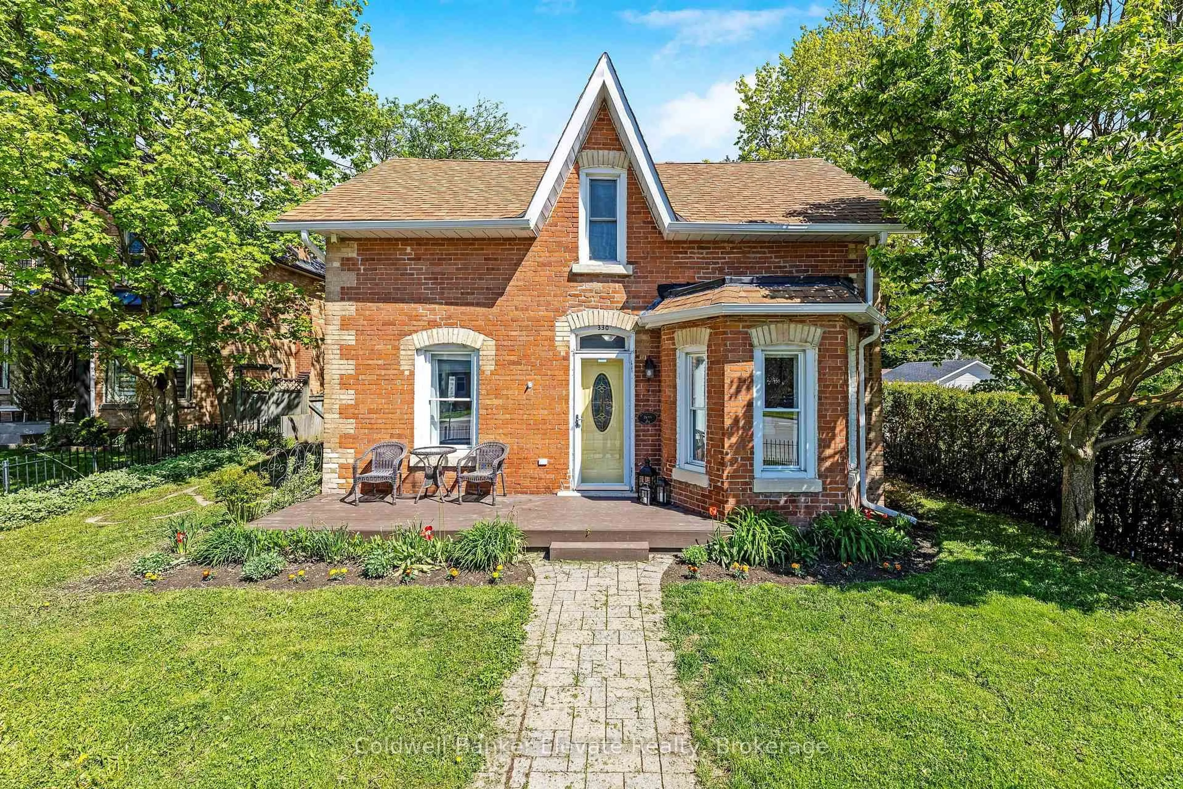 Home with brick exterior material, street for 330 Main St, Shelburne Ontario L0N 1S2