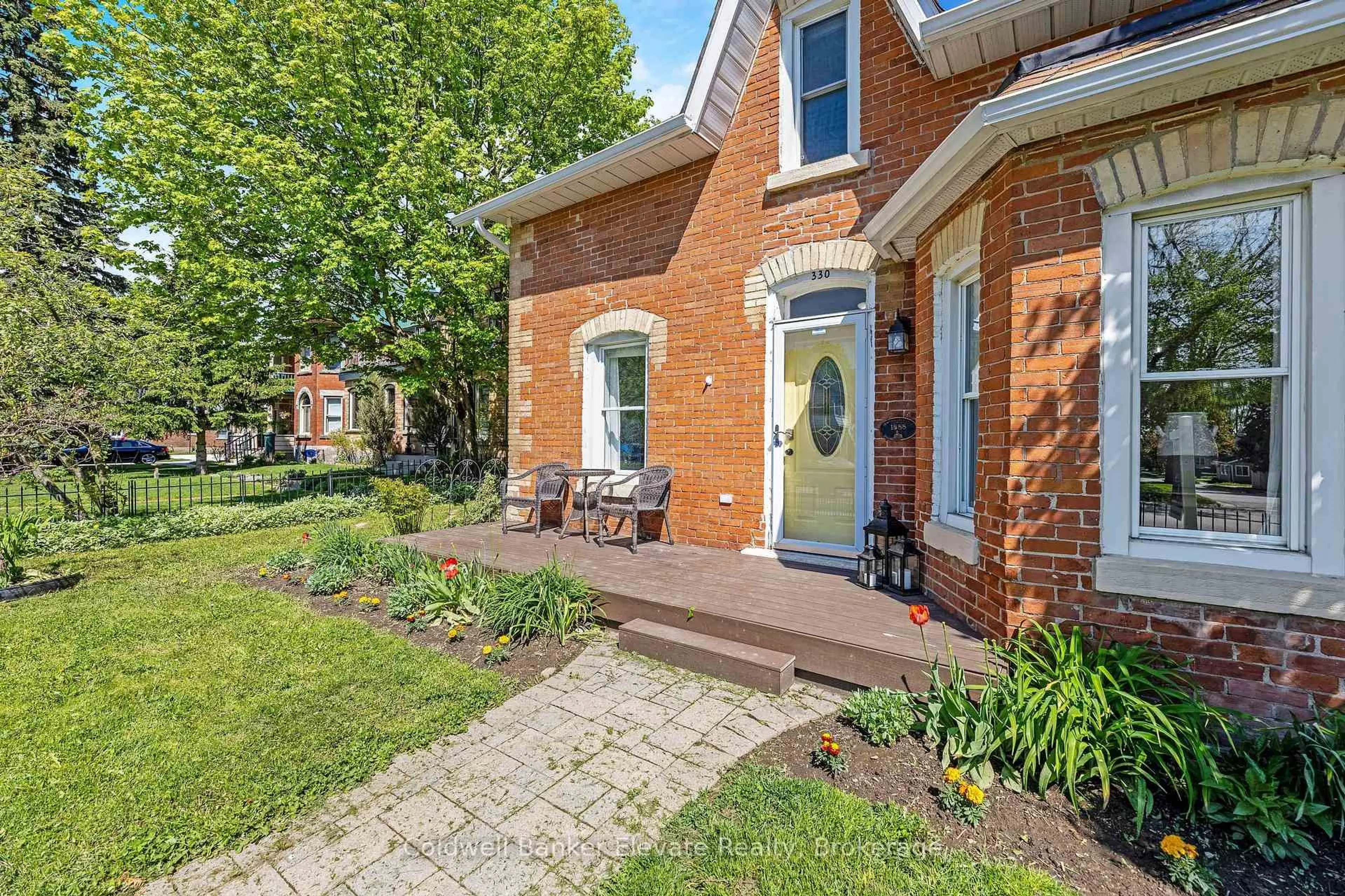 Home with brick exterior material, street for 330 Main St, Shelburne Ontario L0N 1S2