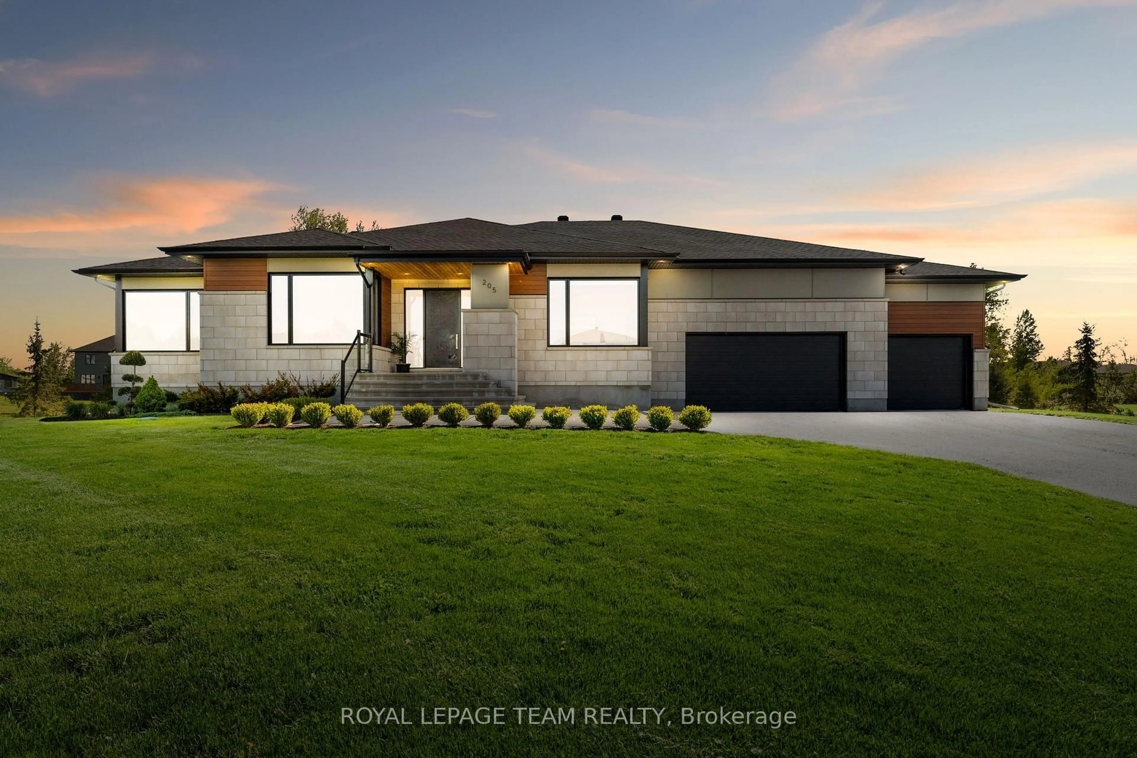 Home with vinyl exterior material, unknown for 205 Summerview Terr, Ottawa Ontario K4P 0E9