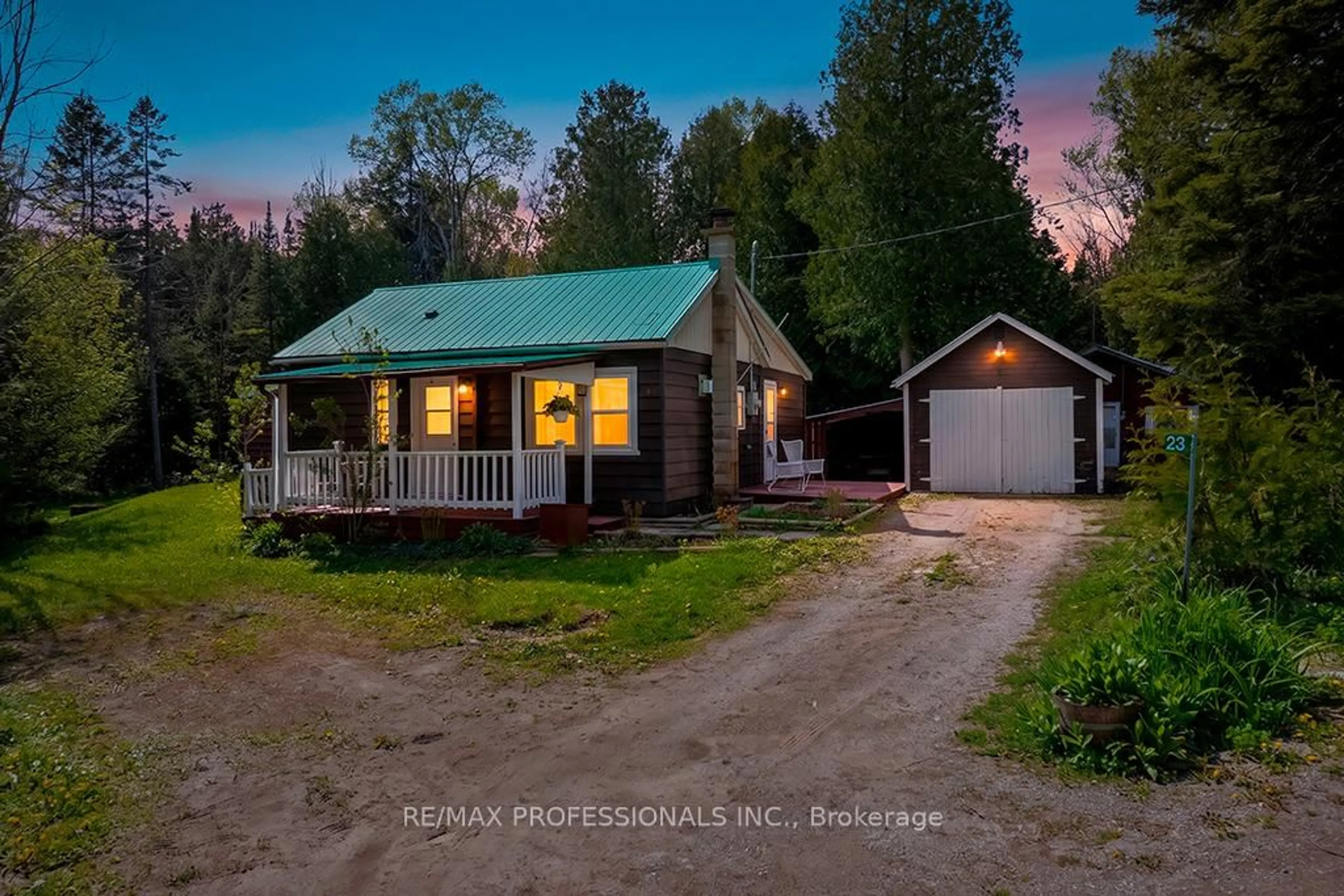 A pic from outside/outdoor area/front of a property/back of a property/a pic from drone, street for 23 Woodstock Ave, Northern Bruce Peninsula Ontario N0H 2M0
