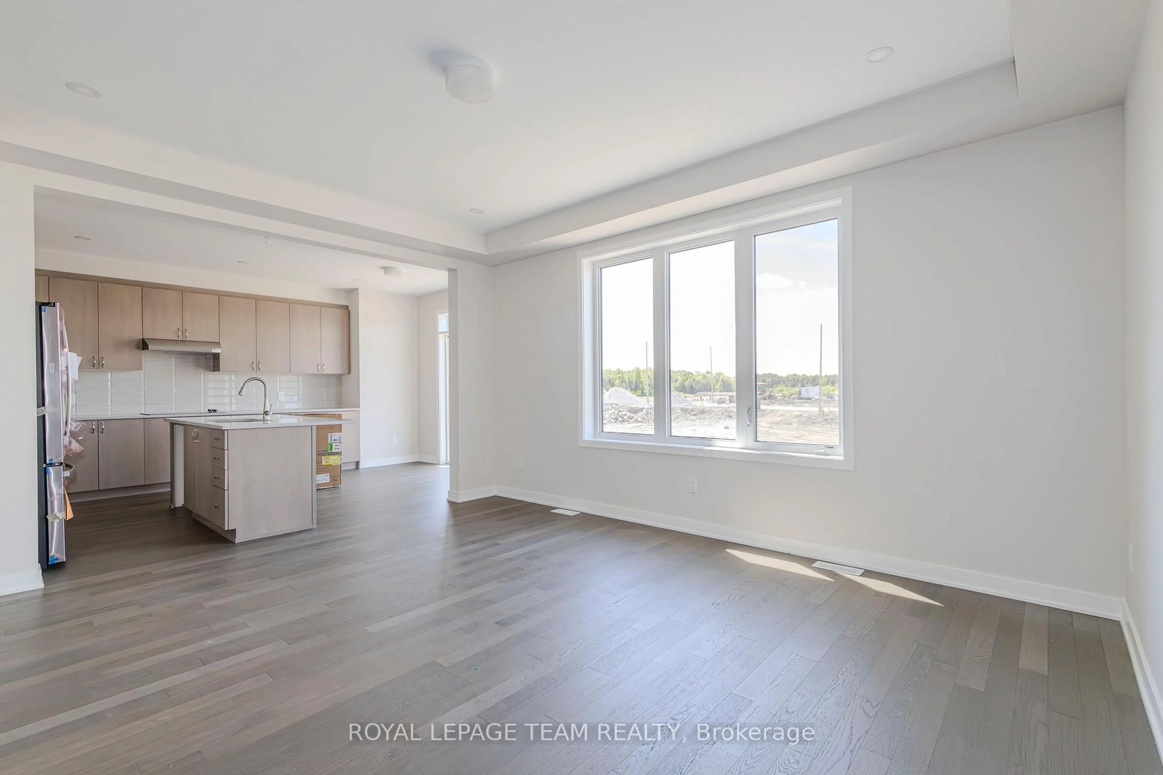 A pic of a room for 475 Meynell Rd, Richmond Ontario K0A 2Z0