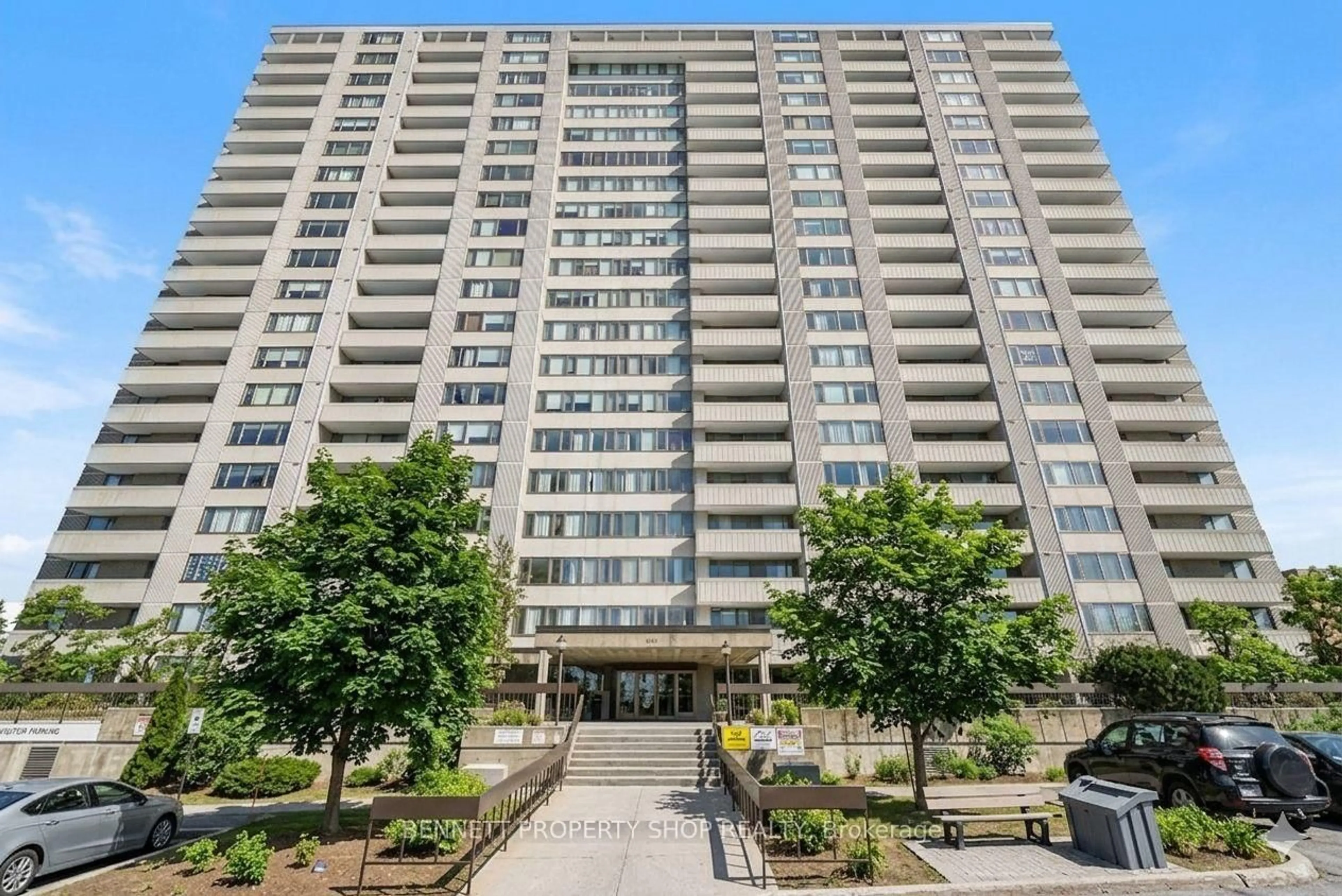 Unknown for 2625 Regina St #409, Ottawa Ontario K2B 5W8