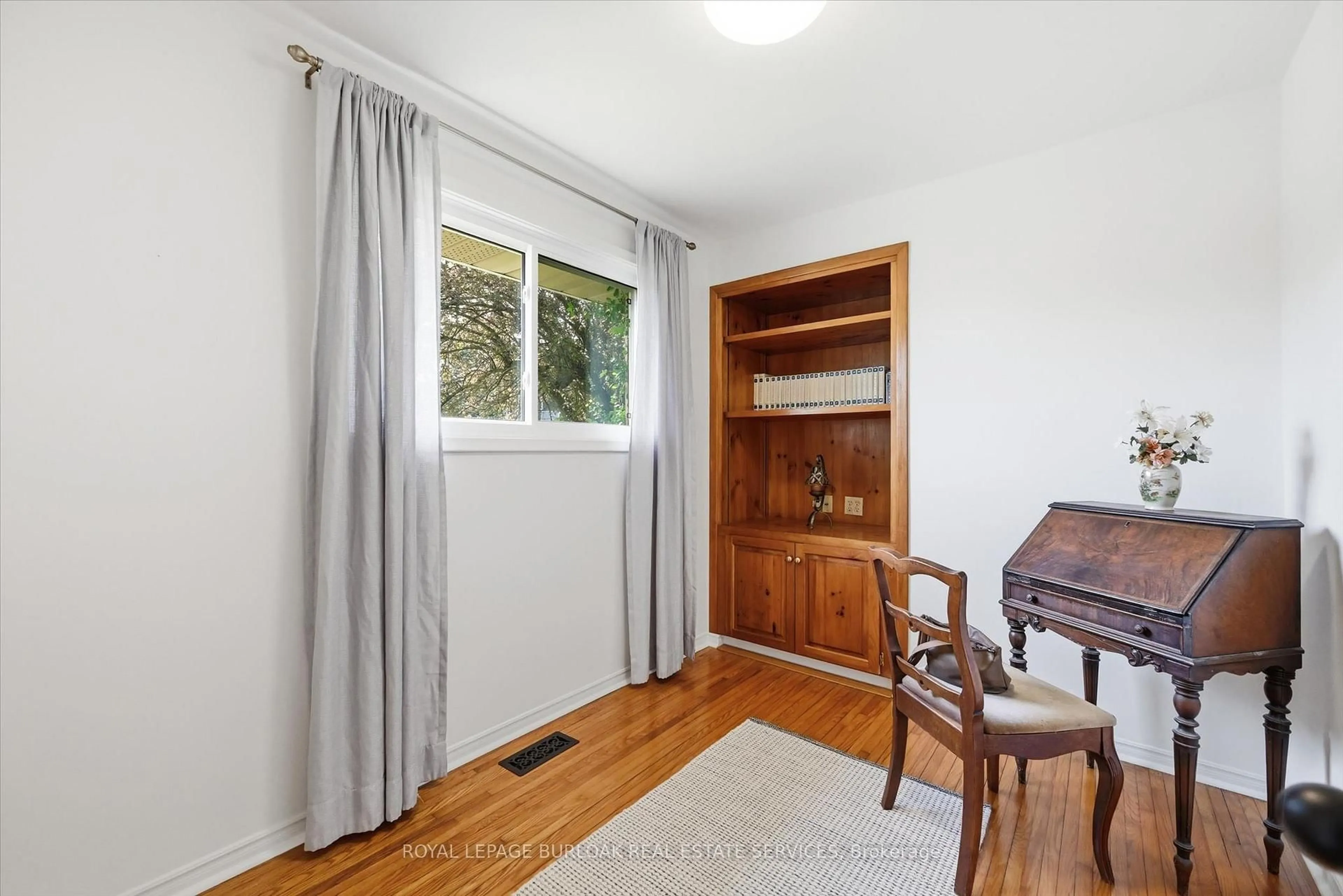 A pic of a room for 75 Flamboro St, Hamilton Ontario L0R 2H0