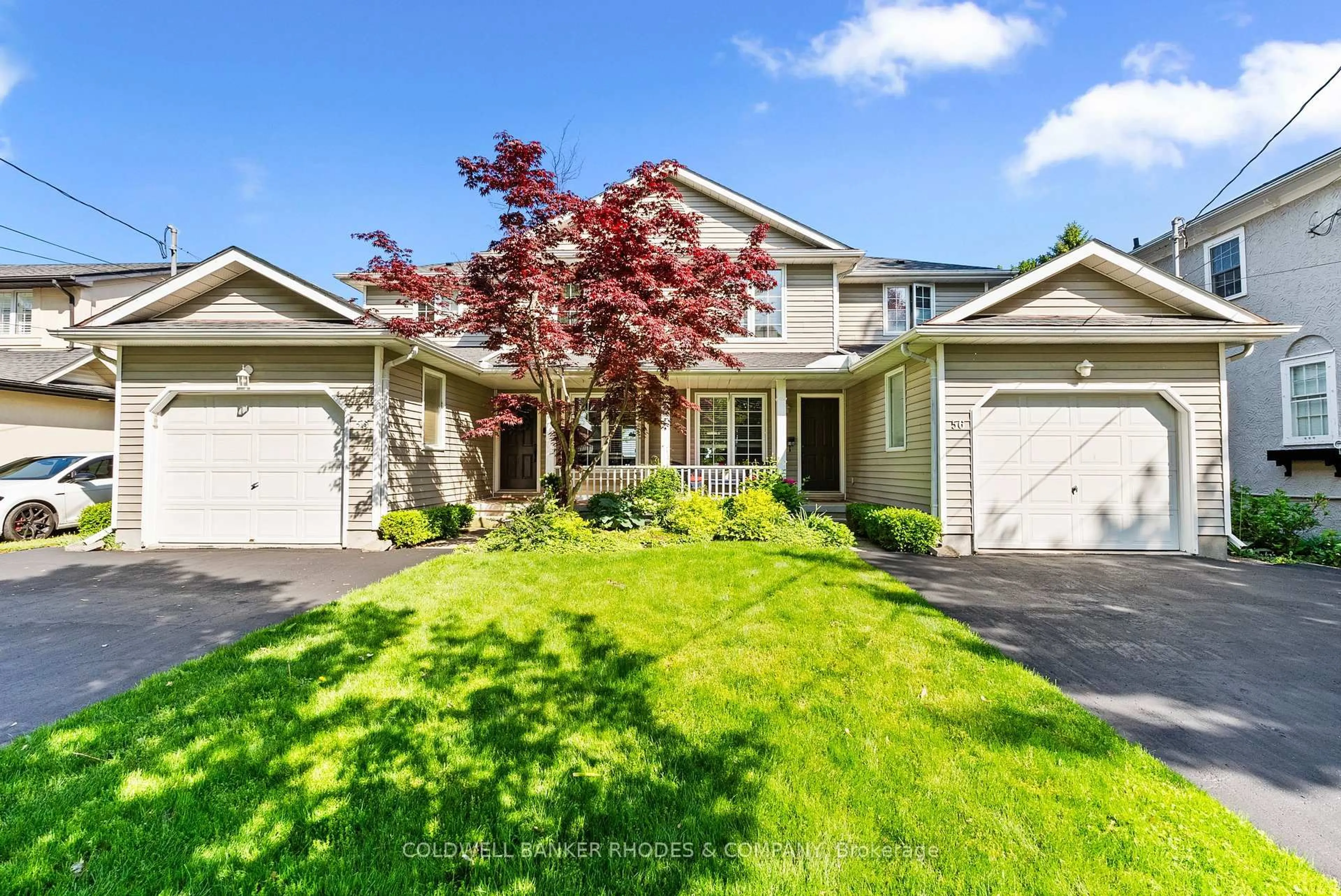 Home with vinyl exterior material, street for 56 Dalhousie Ave, St. Catharines Ontario L2N 4W7