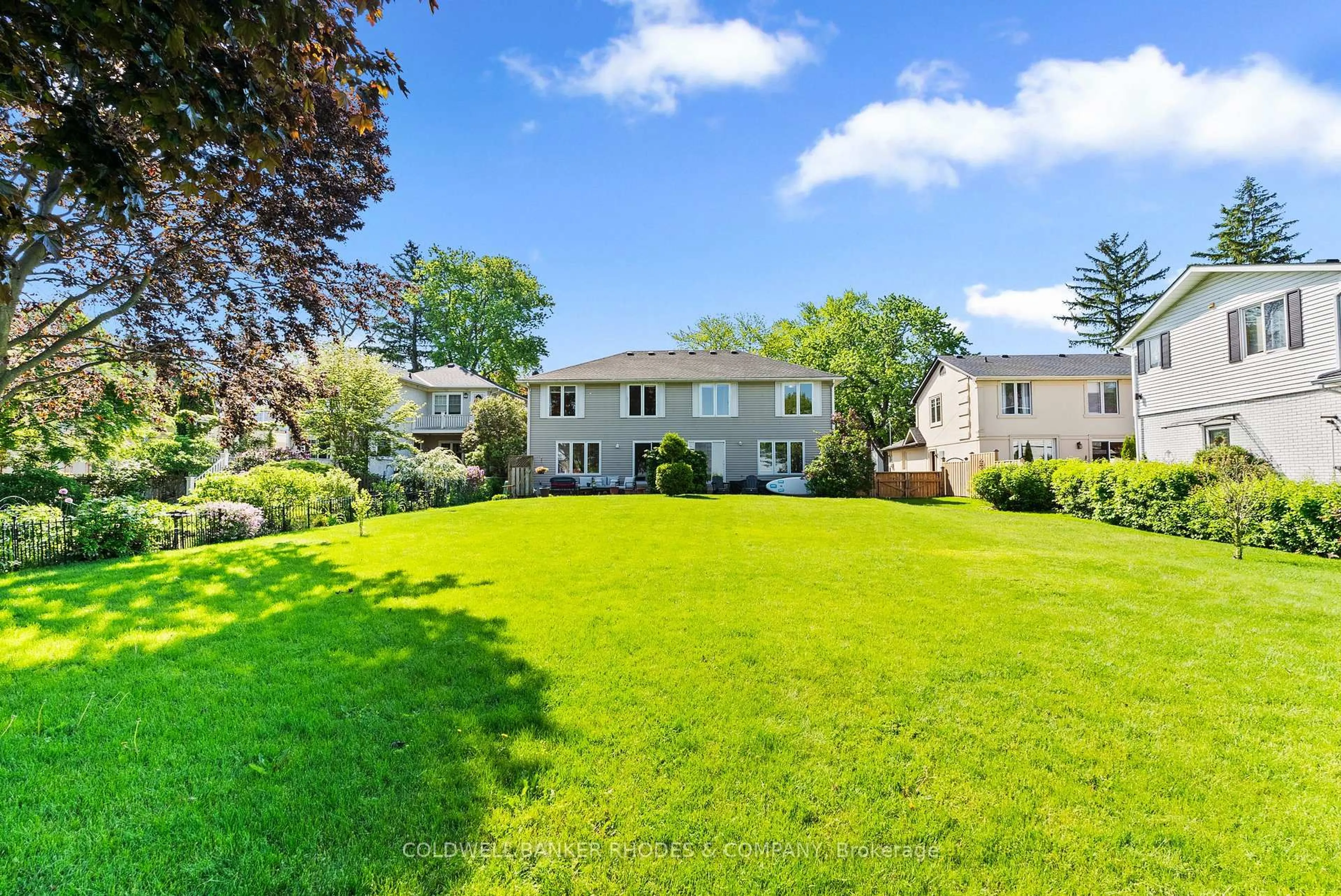 A pic from outside/outdoor area/front of a property/back of a property/a pic from drone, unknown for 56 Dalhousie Ave, St. Catharines Ontario L2N 4W7