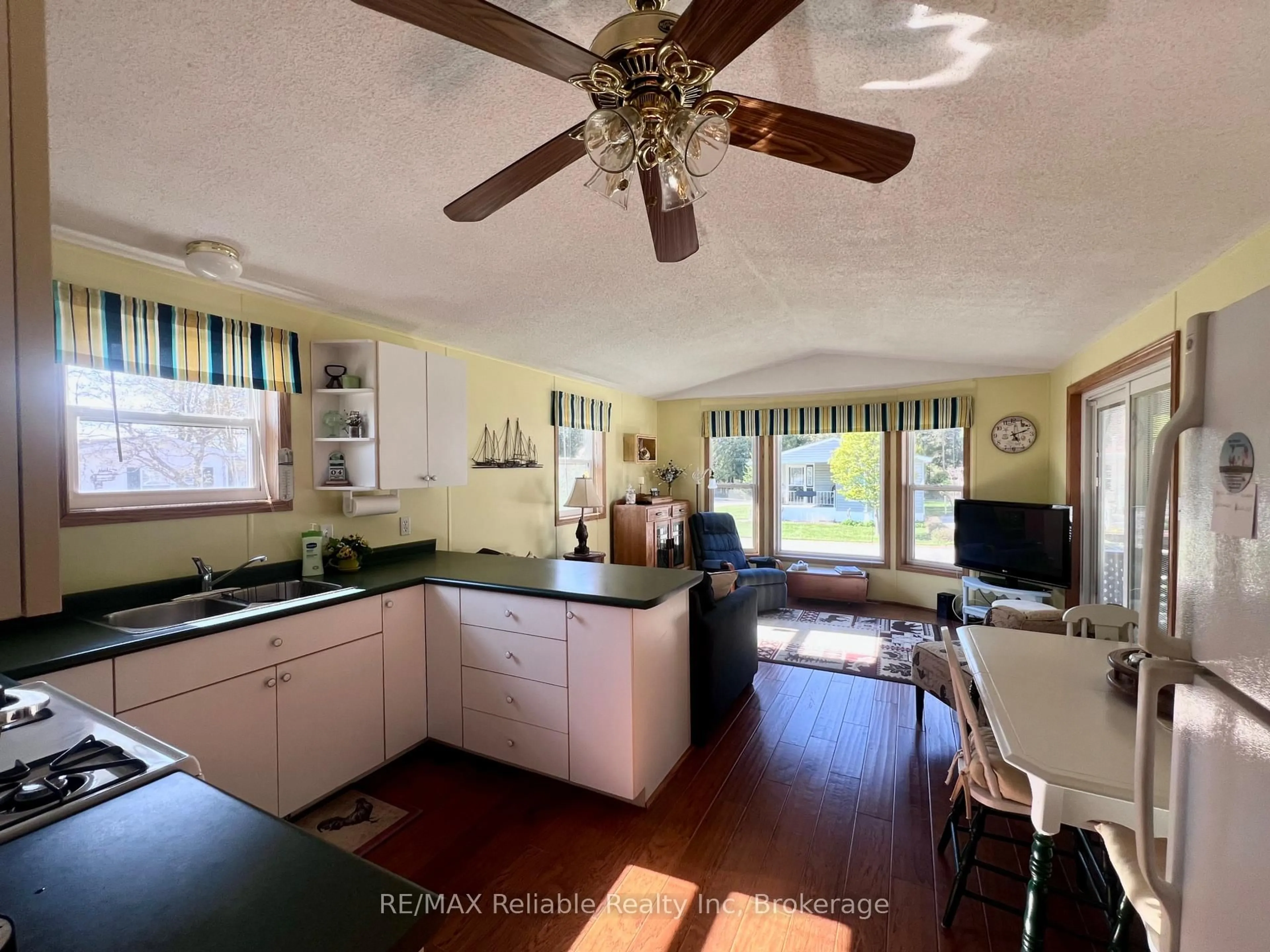 Open concept kitchen, unknown for 77307 Bluewater Highway #1 Club Terrace, Bluewater Ontario N0M 1G0