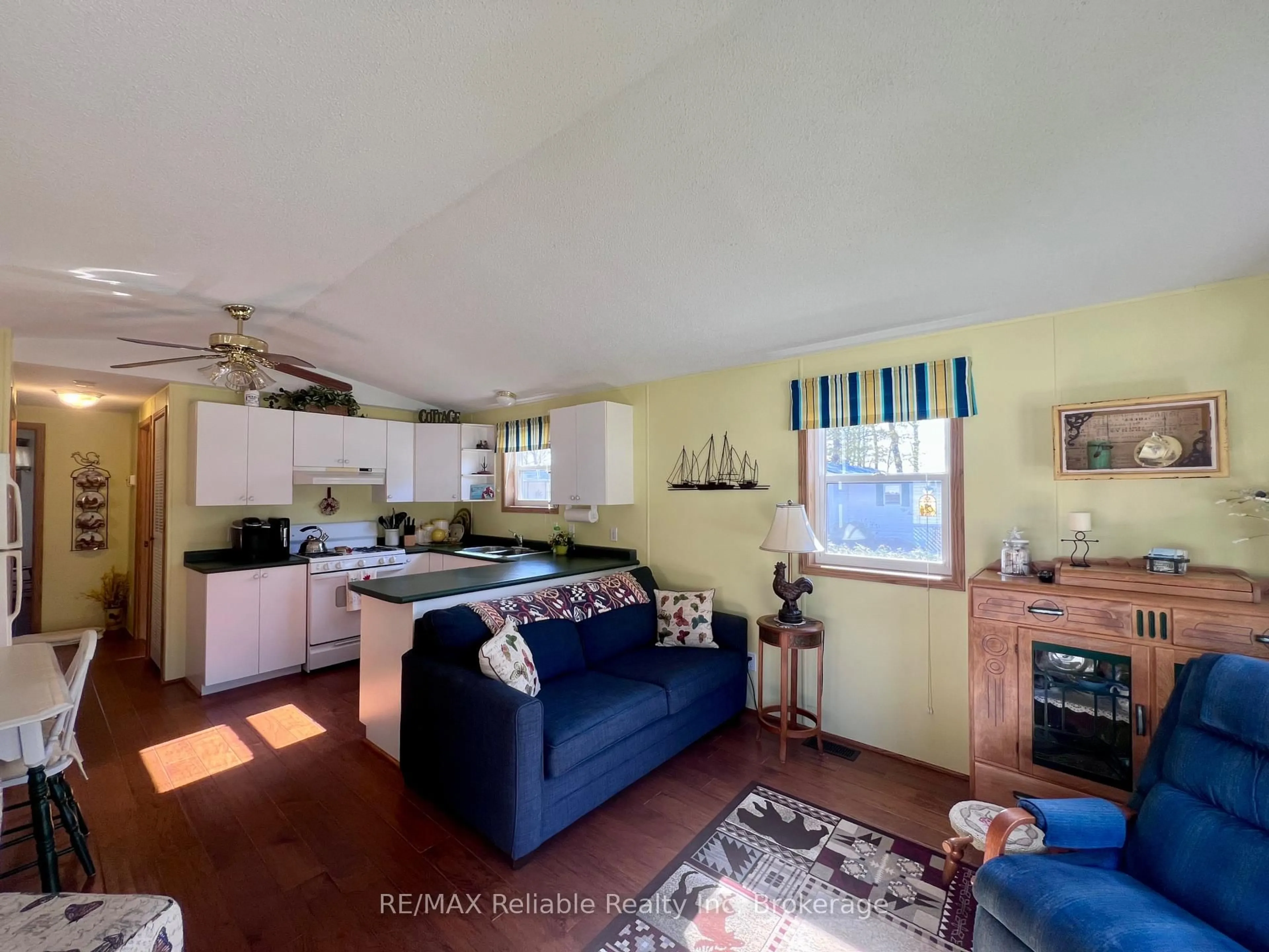 Open concept kitchen, unknown for 77307 Bluewater Highway #1 Club Terrace, Bluewater Ontario N0M 1G0