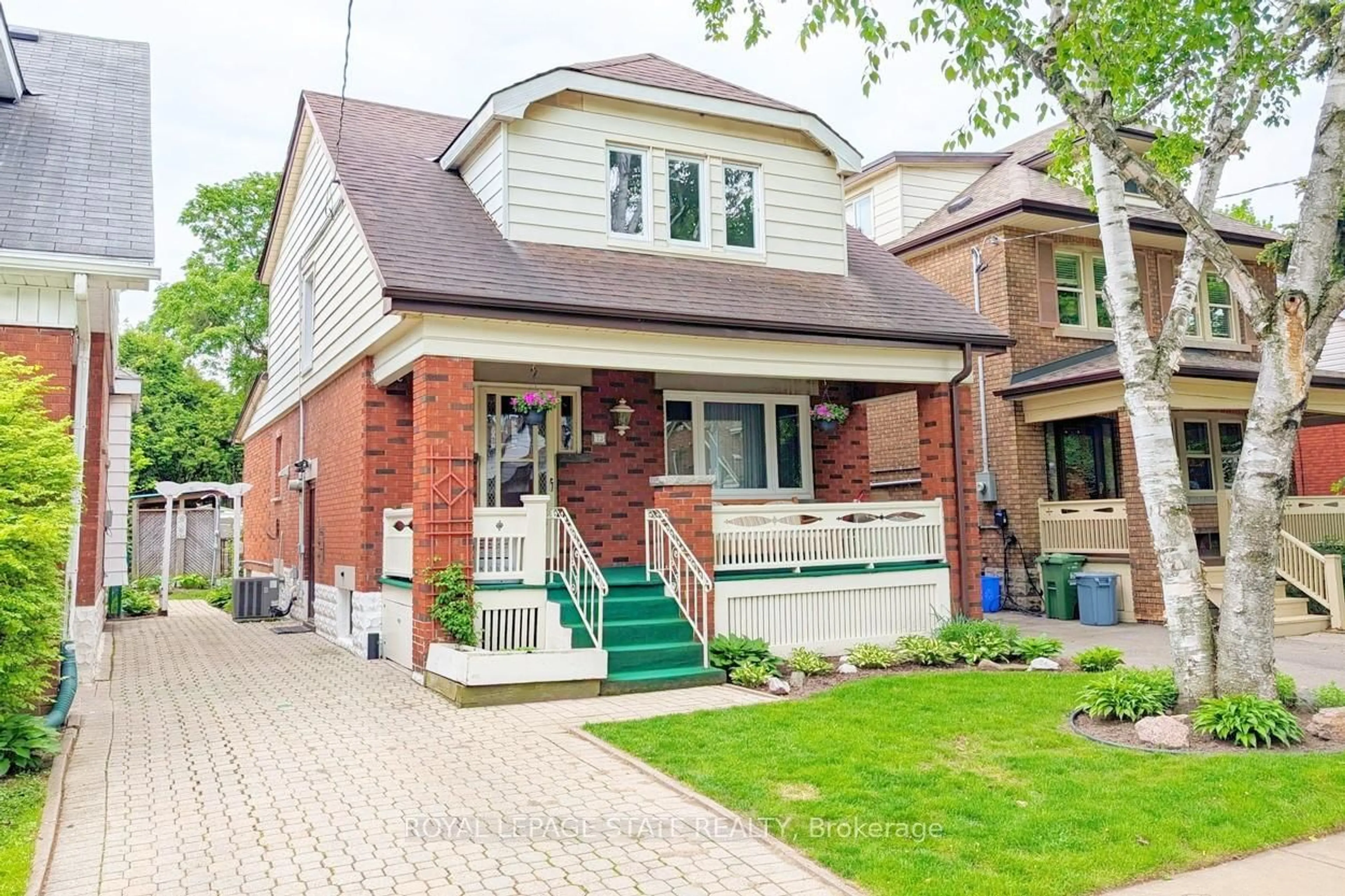 Home with brick exterior material, street for 73 Barclay St, Hamilton Ontario L8S 1P3