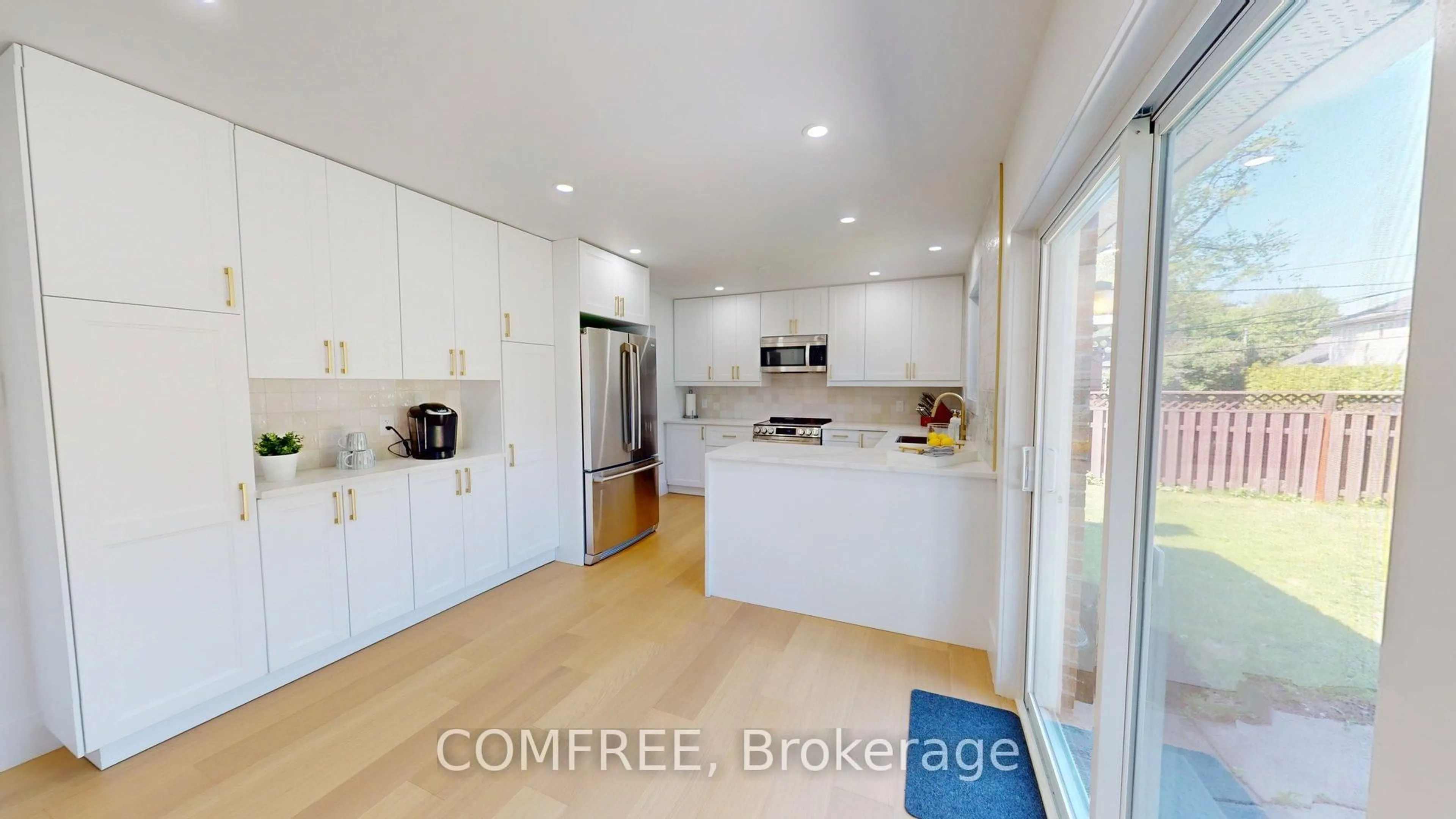 Open concept kitchen, unknown for 1357 Emerald Gate Ave, Ottawa Ontario K1T 1C6