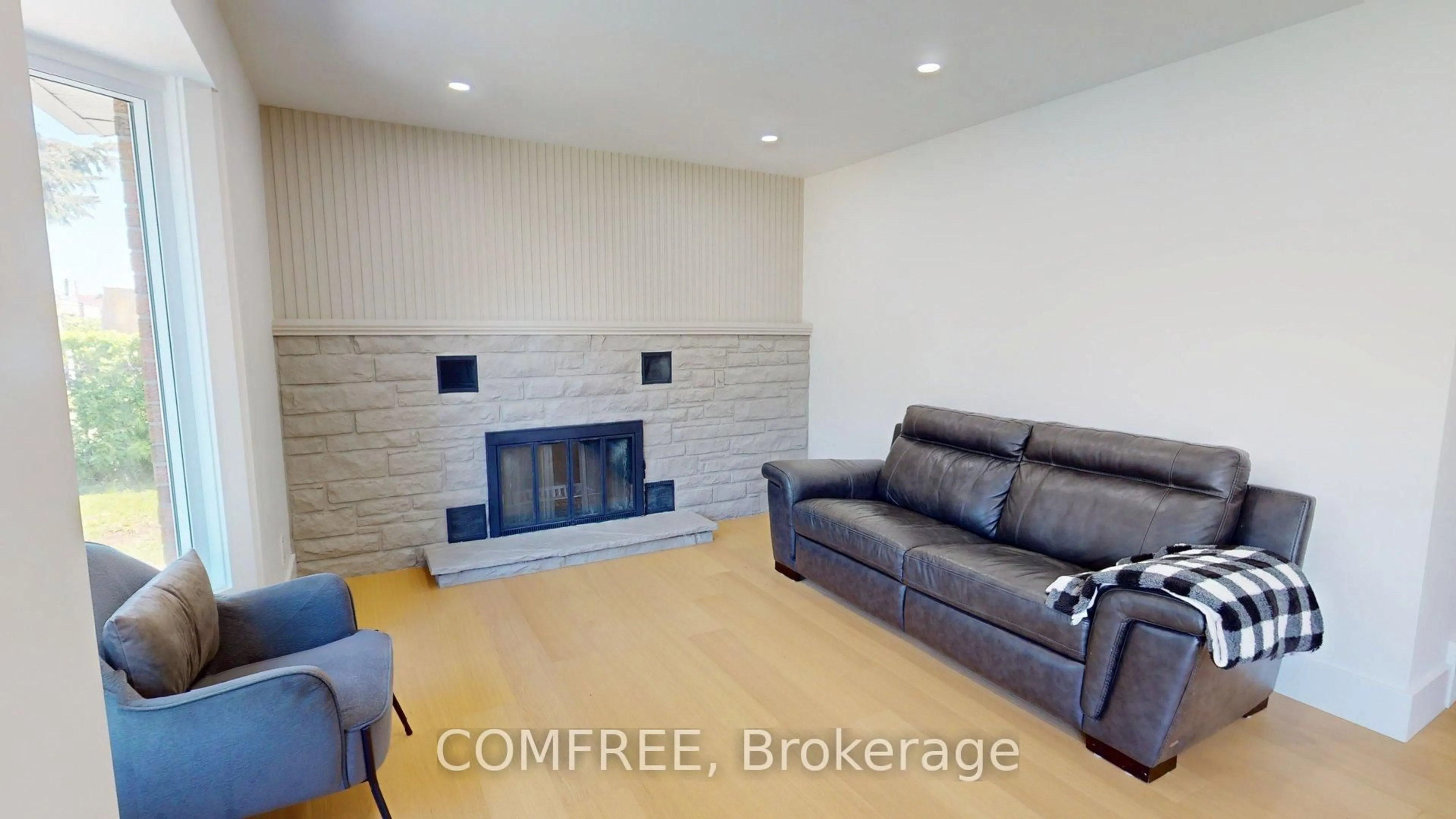 Unknown for 1357 Emerald Gate Ave, Ottawa Ontario K1T 1C6