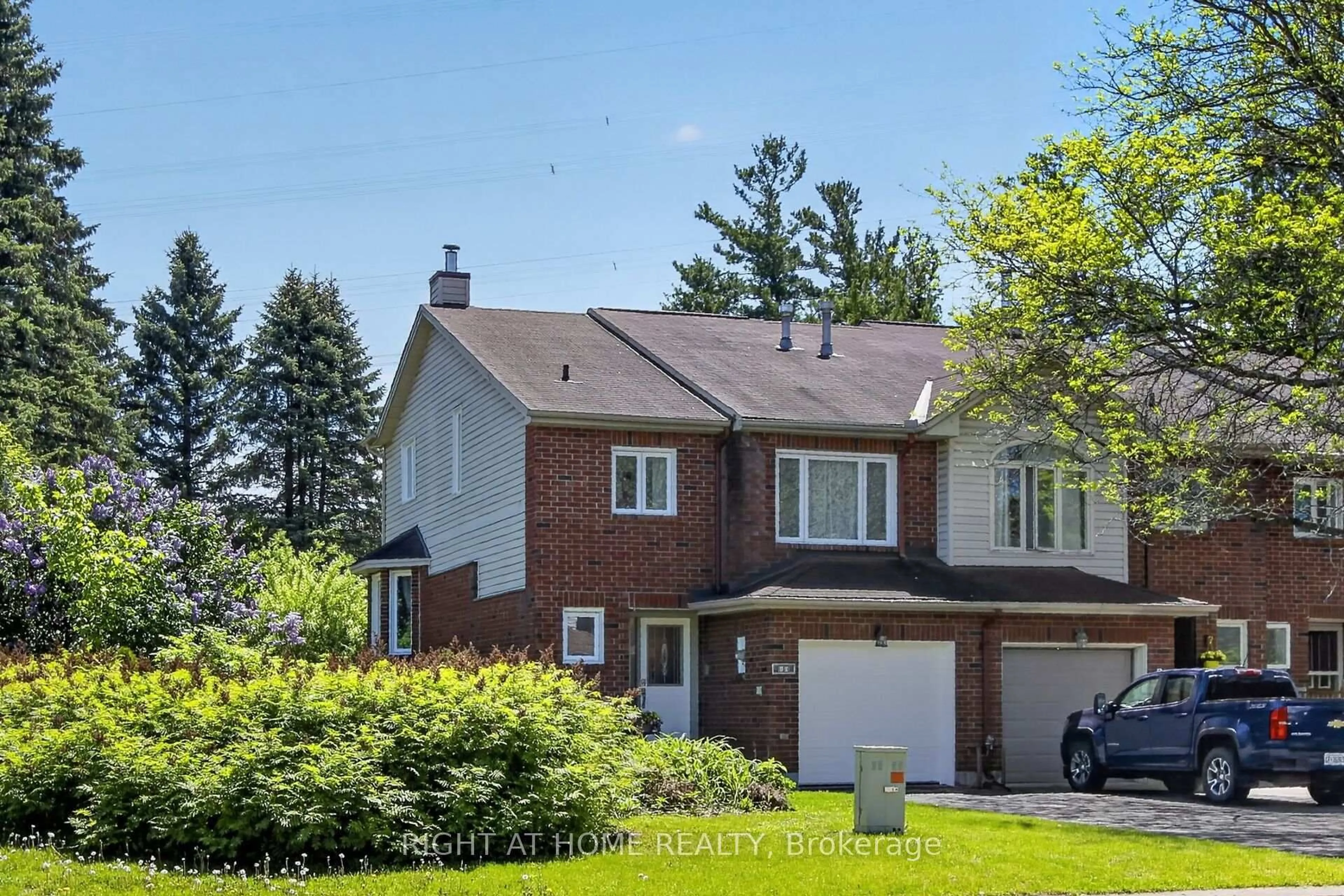 Home with brick exterior material, street for 88 Furlong Cres, Ottawa Ontario K2M 2H9