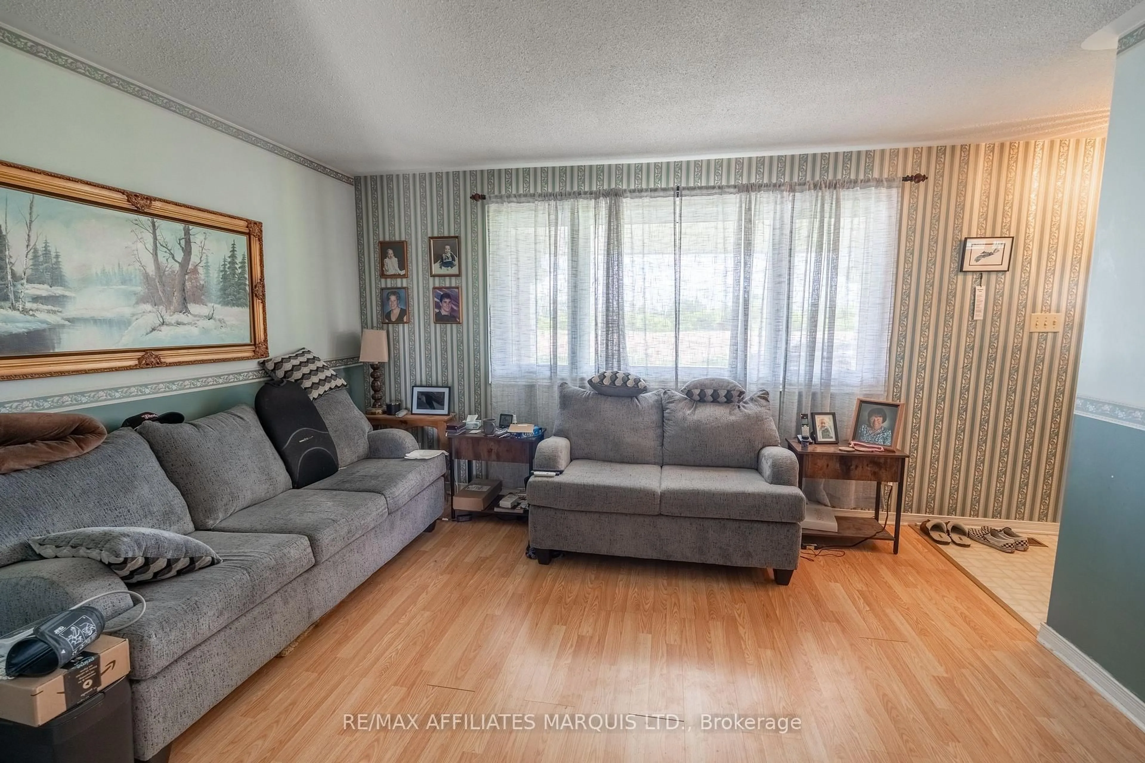 Living room with furniture, unknown for 12889 River Rd, North Dundas Ontario K0C 1H0