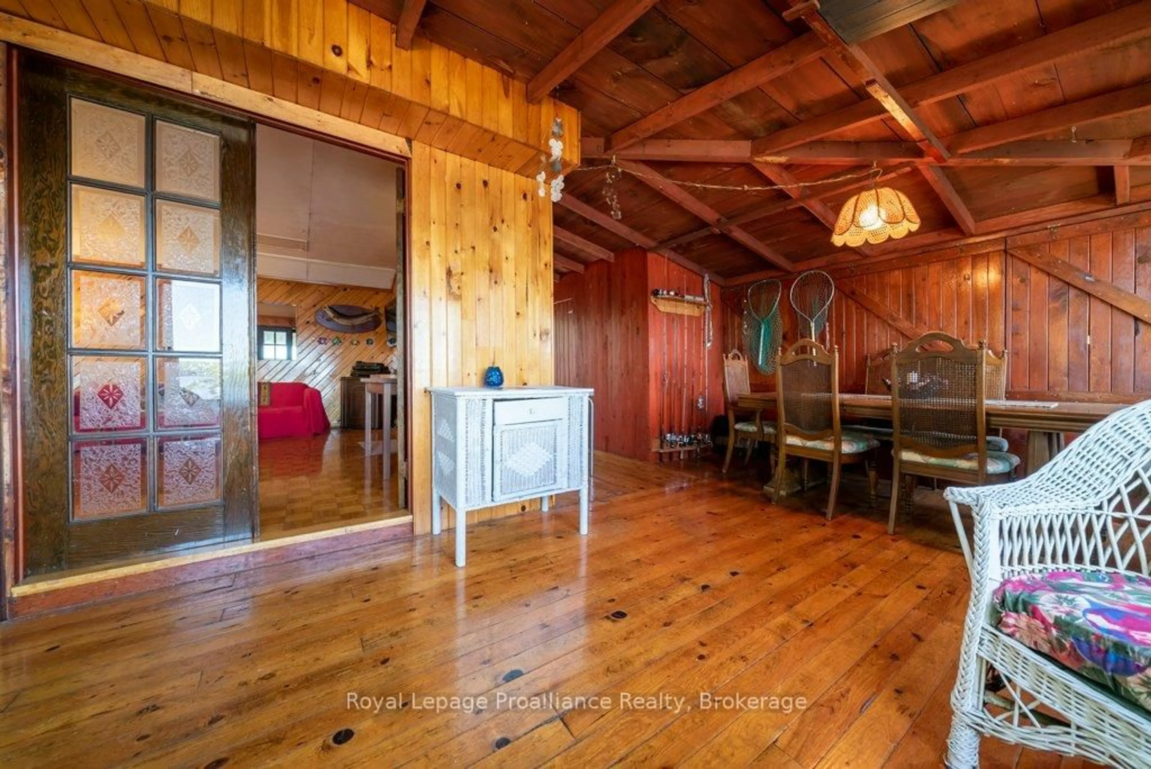 Indoor foyer for 258 Skootamatta Lake, Cloyne Ontario K0H 1K0