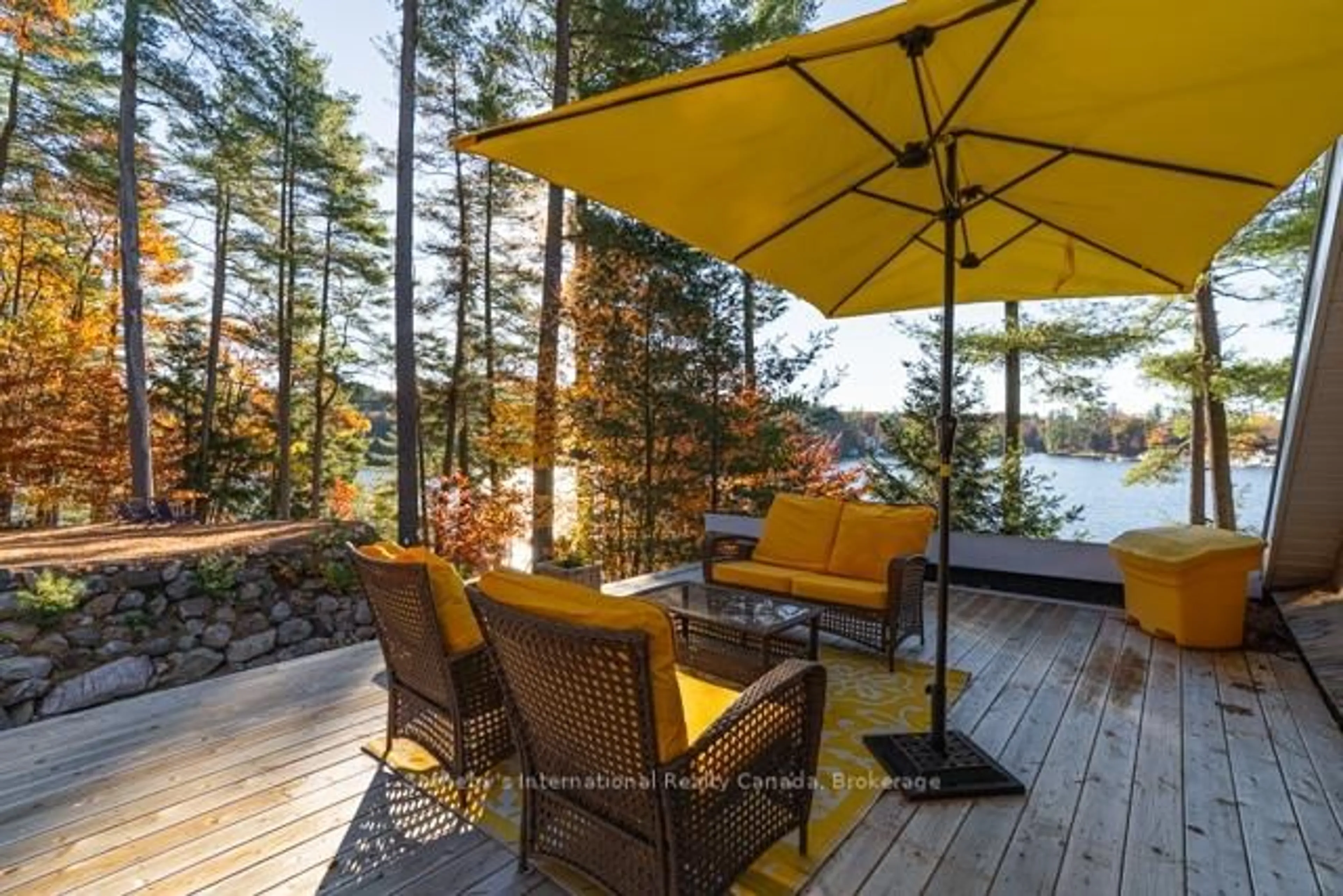 Patio, water/lake/river/ocean view for 1028 Oak St #5, Muskoka Lakes Ontario P0B 1J0