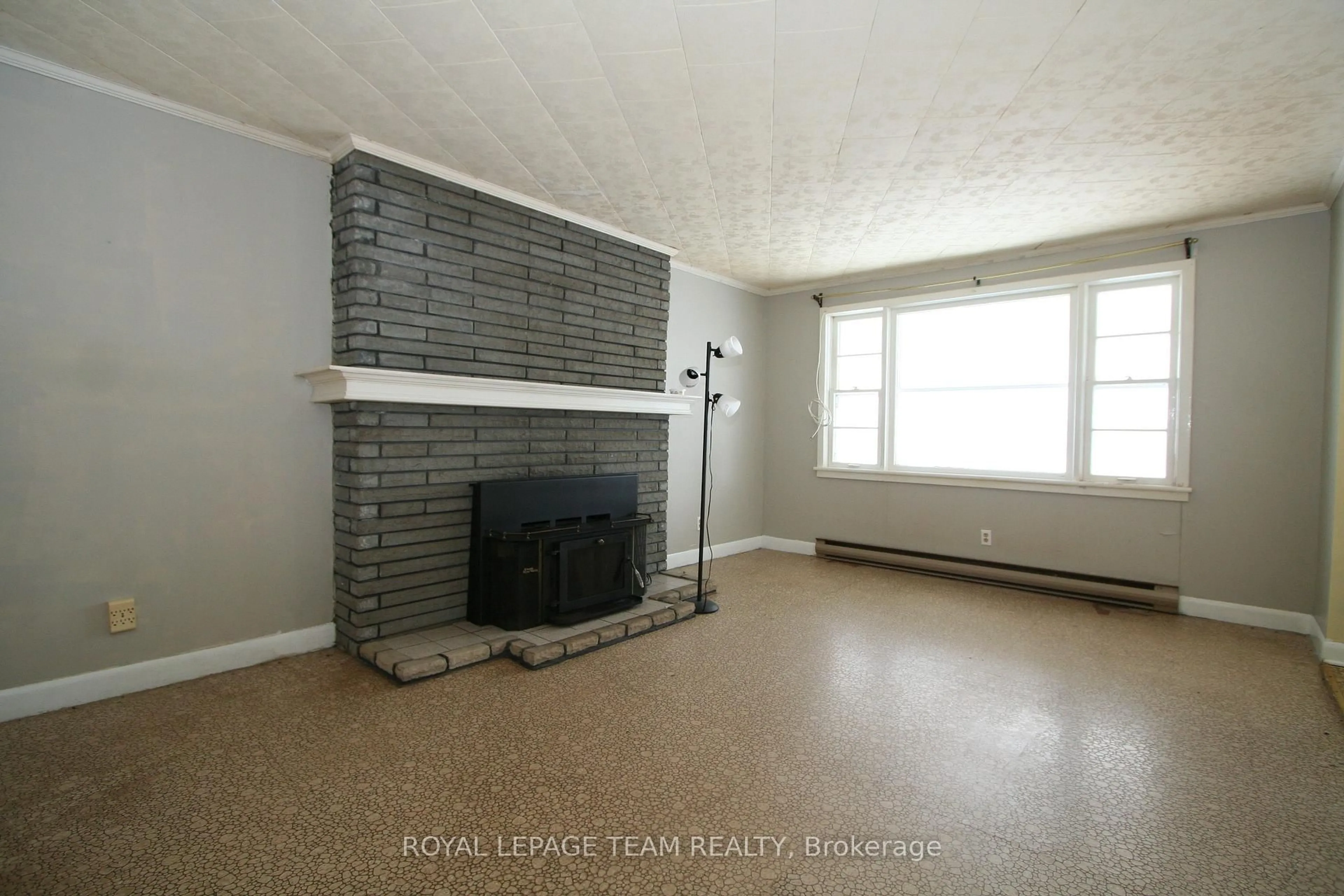 A pic of a room for 9 COCKBURN St, North Stormont Ontario K0C 1G0