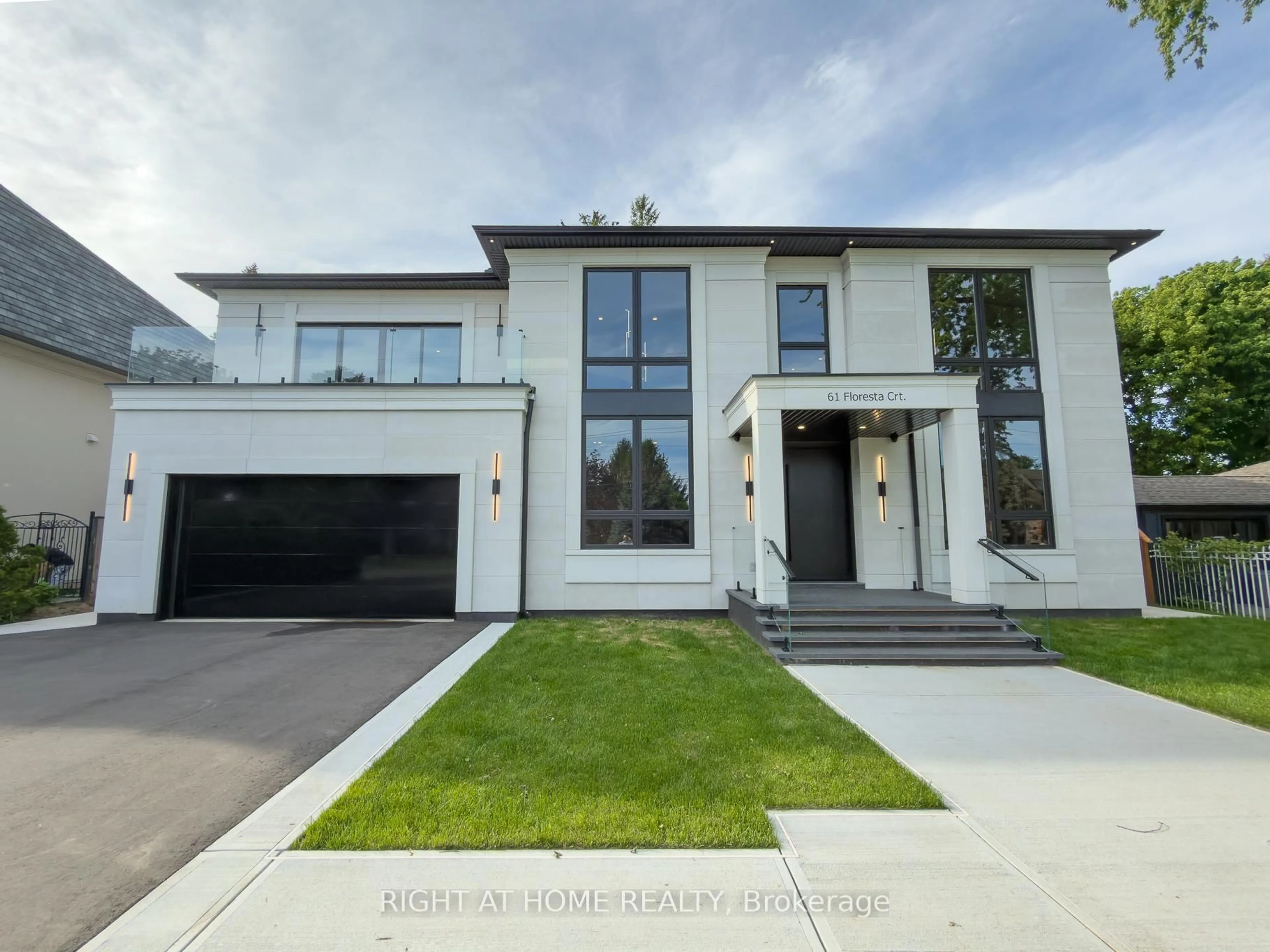 Home with brick exterior material, street for 61 Floresta Crt, Hamilton Ontario L9G 1R6