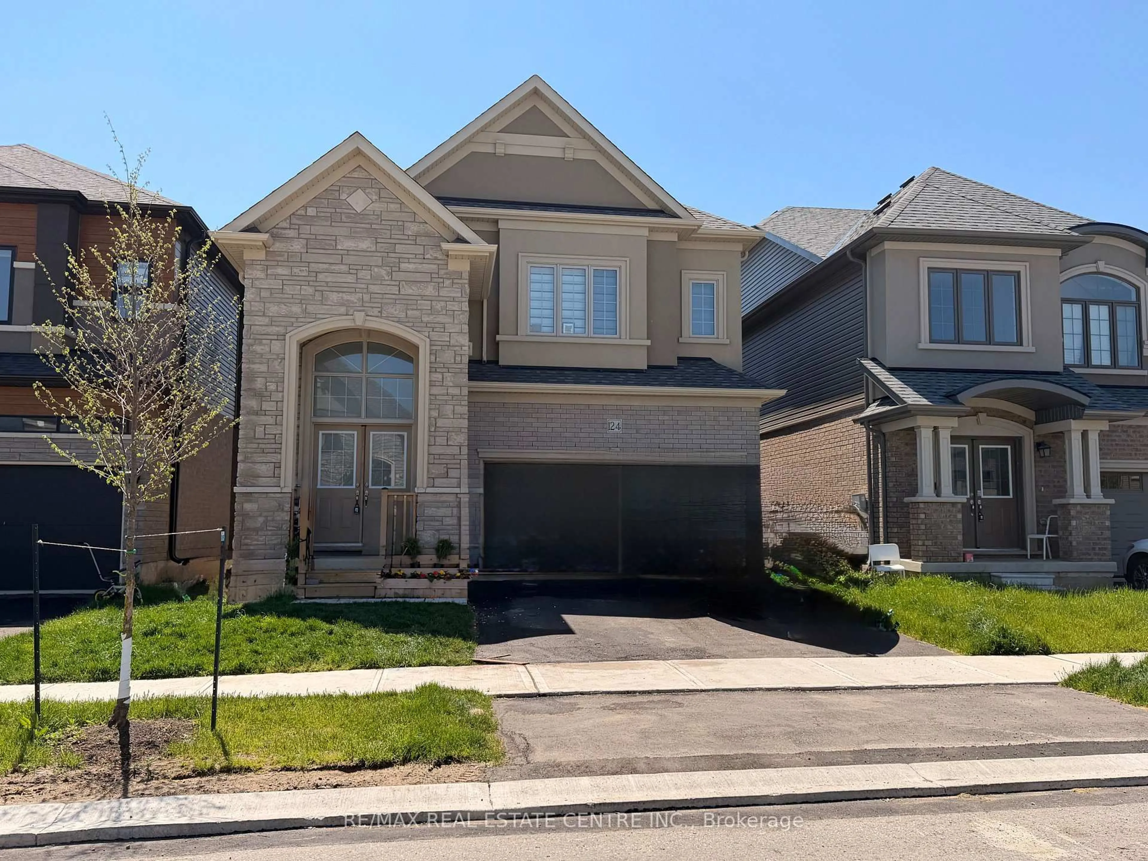 Home with brick exterior material, street for 124 Hitchman St, Brant Ontario N3L 0N6