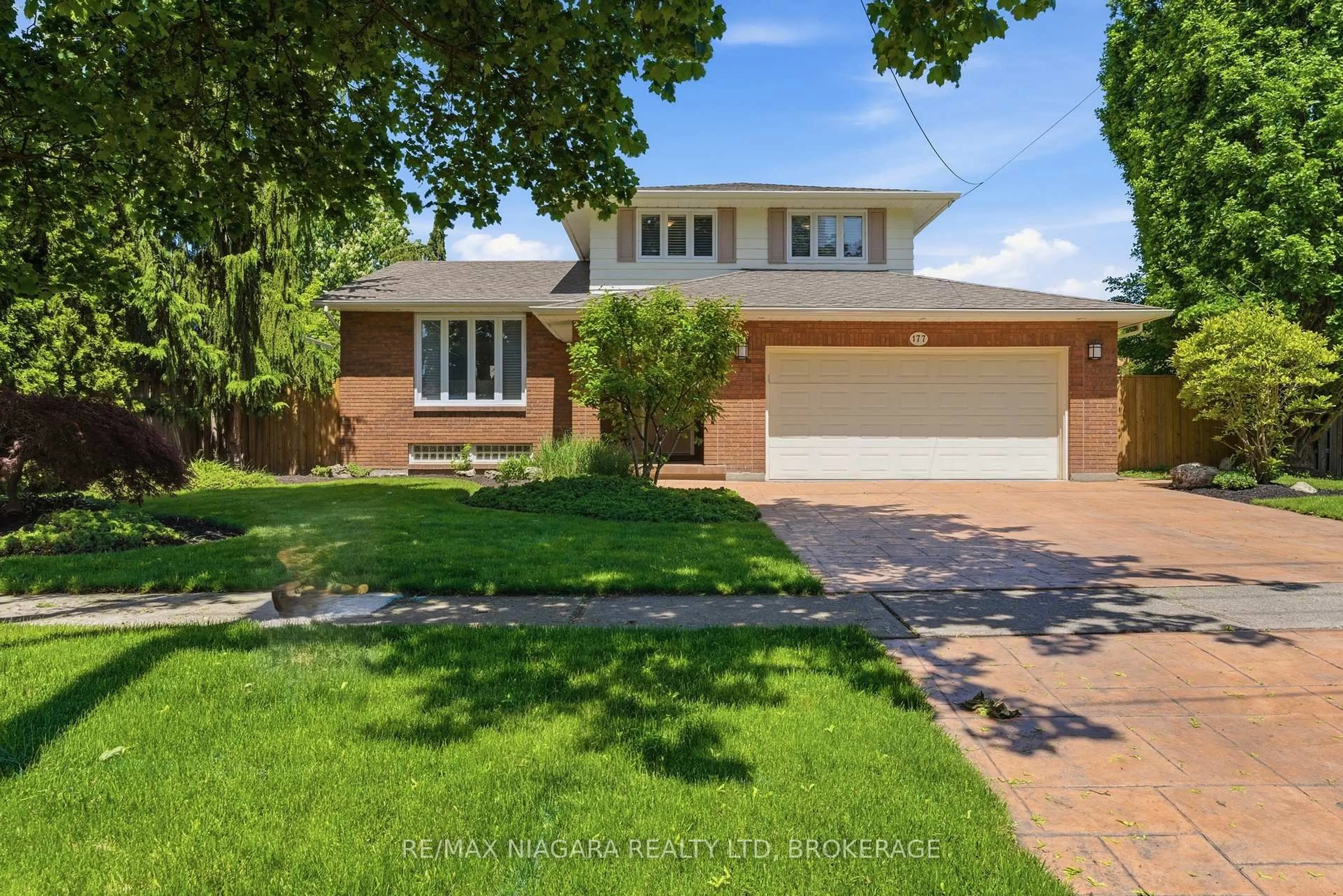 Home with brick exterior material, street for 177 Parnell Rd, St. Catharines Ontario L2M 1W2