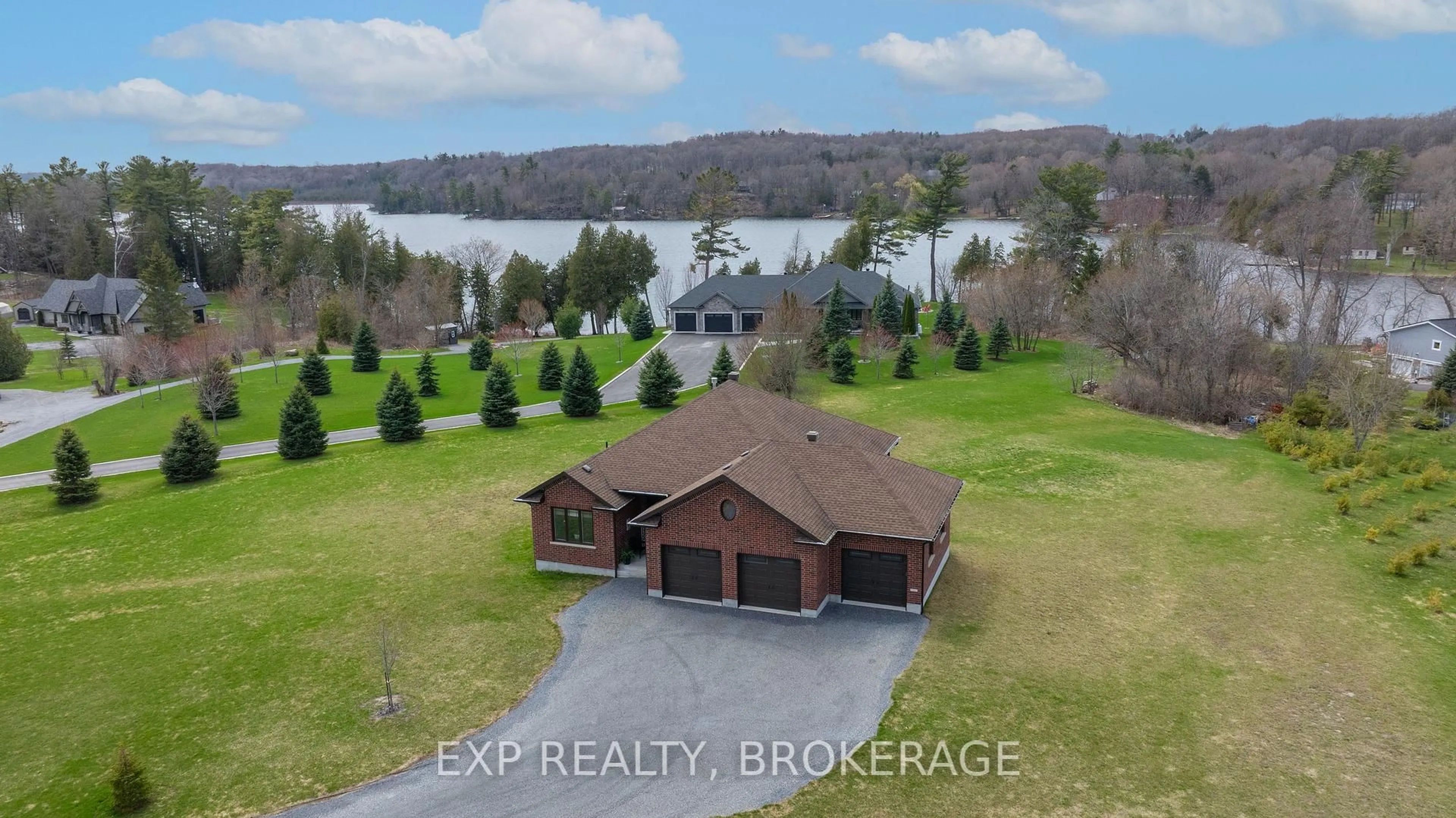 A pic from outside/outdoor area/front of a property/back of a property/a pic from drone, water/lake/river/ocean view for 4 Sandstone Crt, Battersea Ontario K0H 1H0