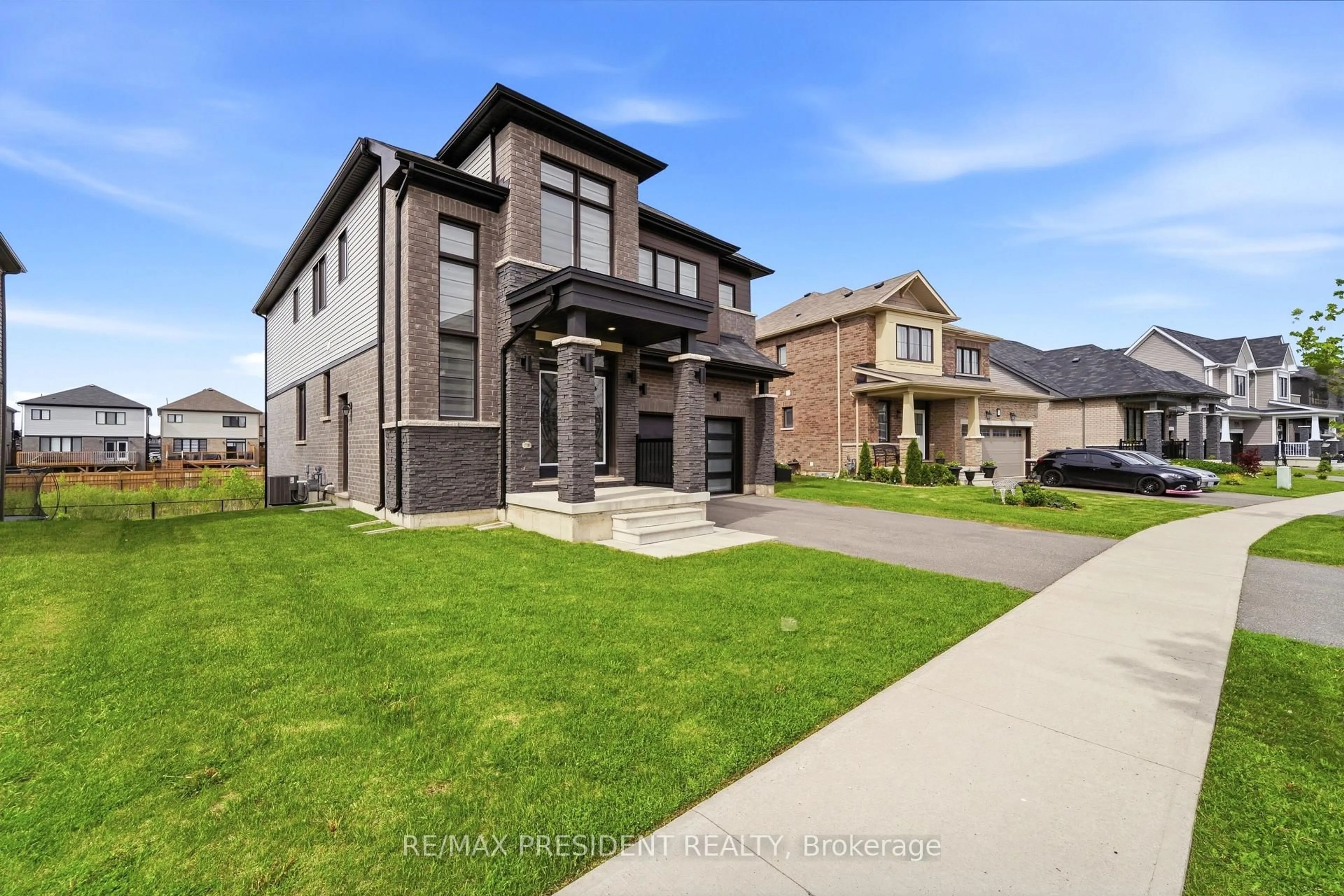 Home with brick exterior material, street for 80 Explorer Way, Thorold Ontario L2V 0K3