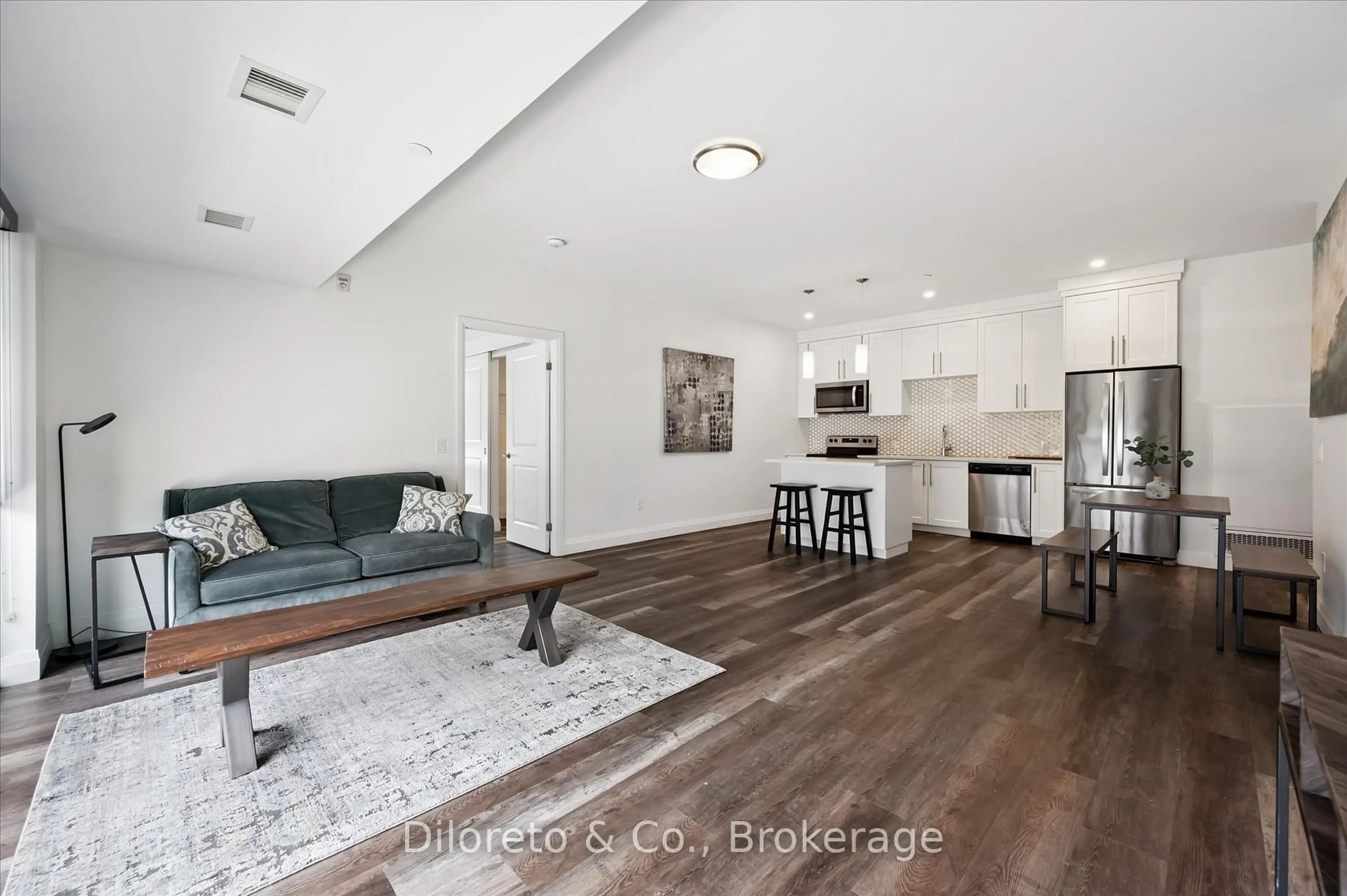 Open concept kitchen, unknown for 332 Gosling Gdns #110, Guelph Ontario N1L 0P8