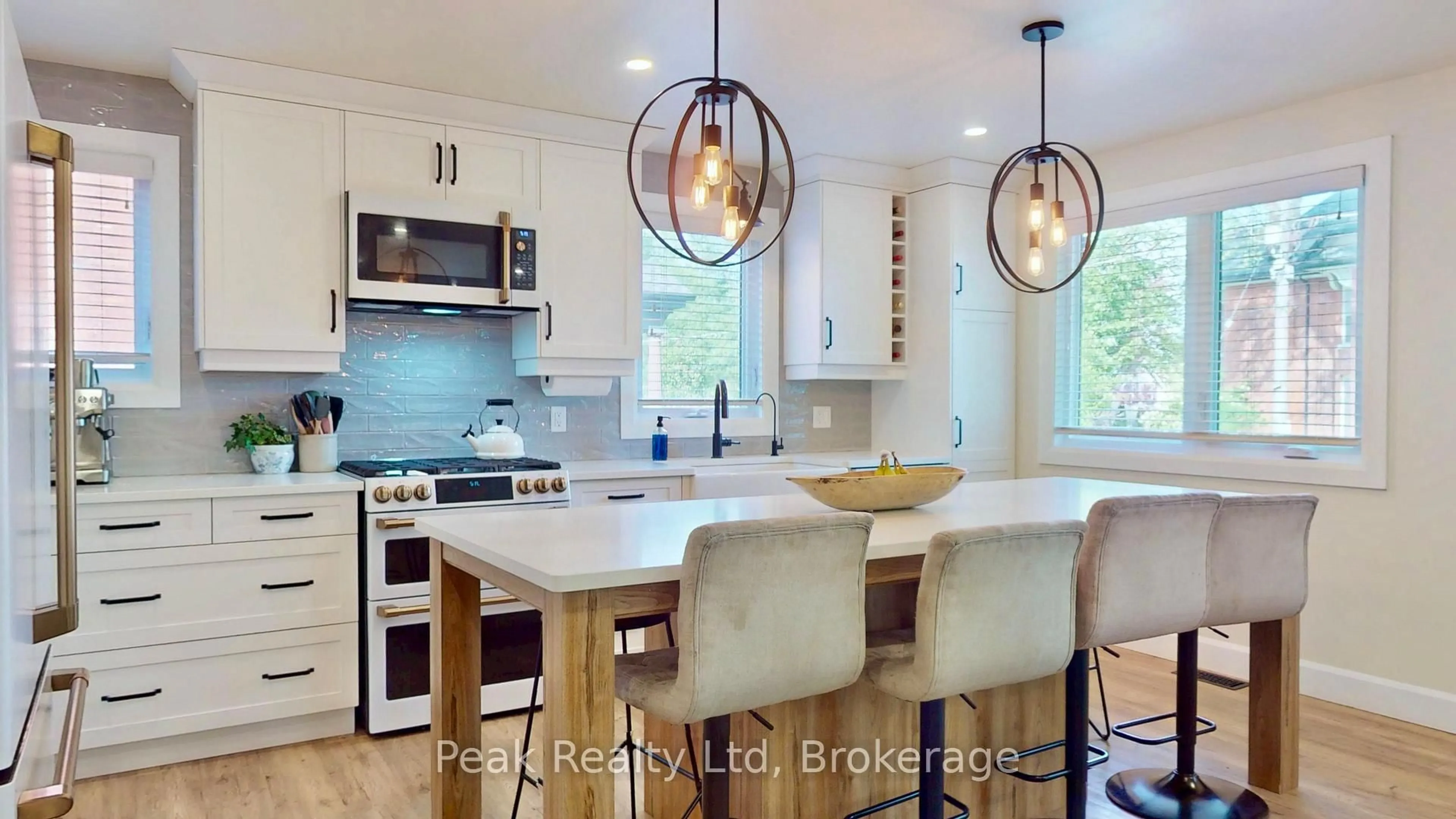 Open concept kitchen, ceramic/tile floor for 212 Church St, Stratford Ontario N5A 2R6