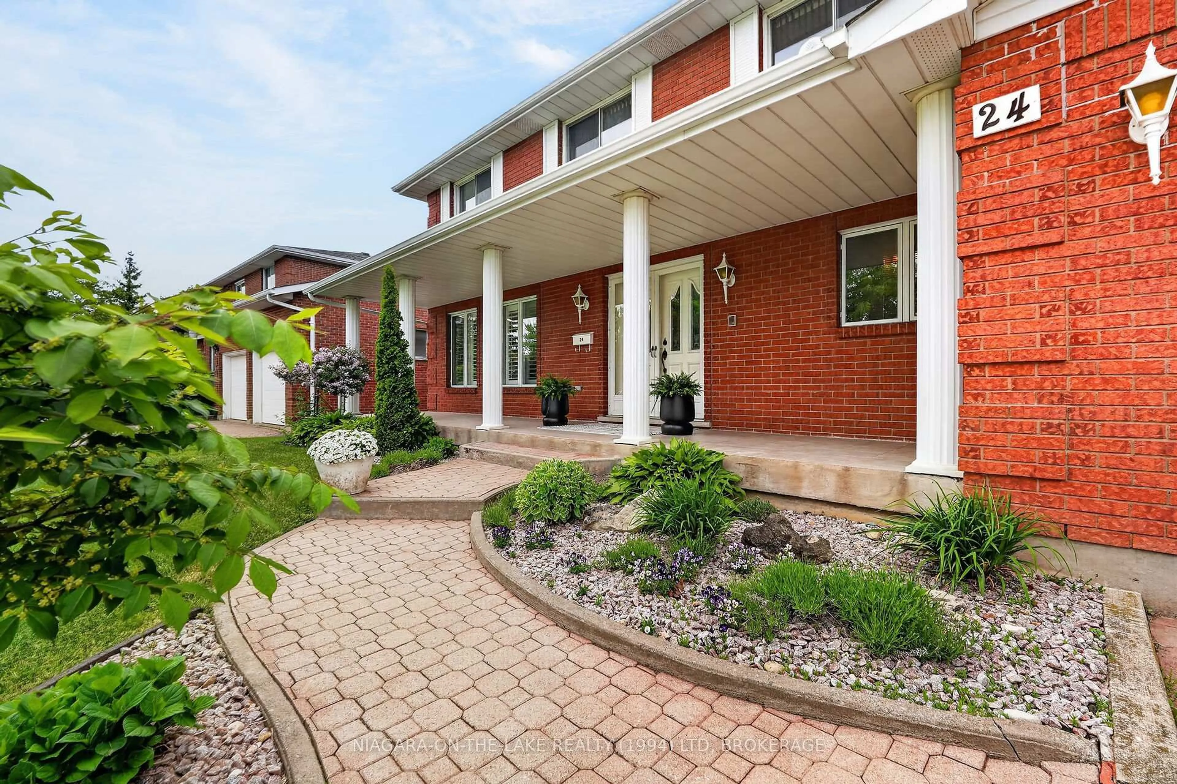 Home with brick exterior material, street for 24 Renfrew Dr, Thorold Ontario L2V 4E7
