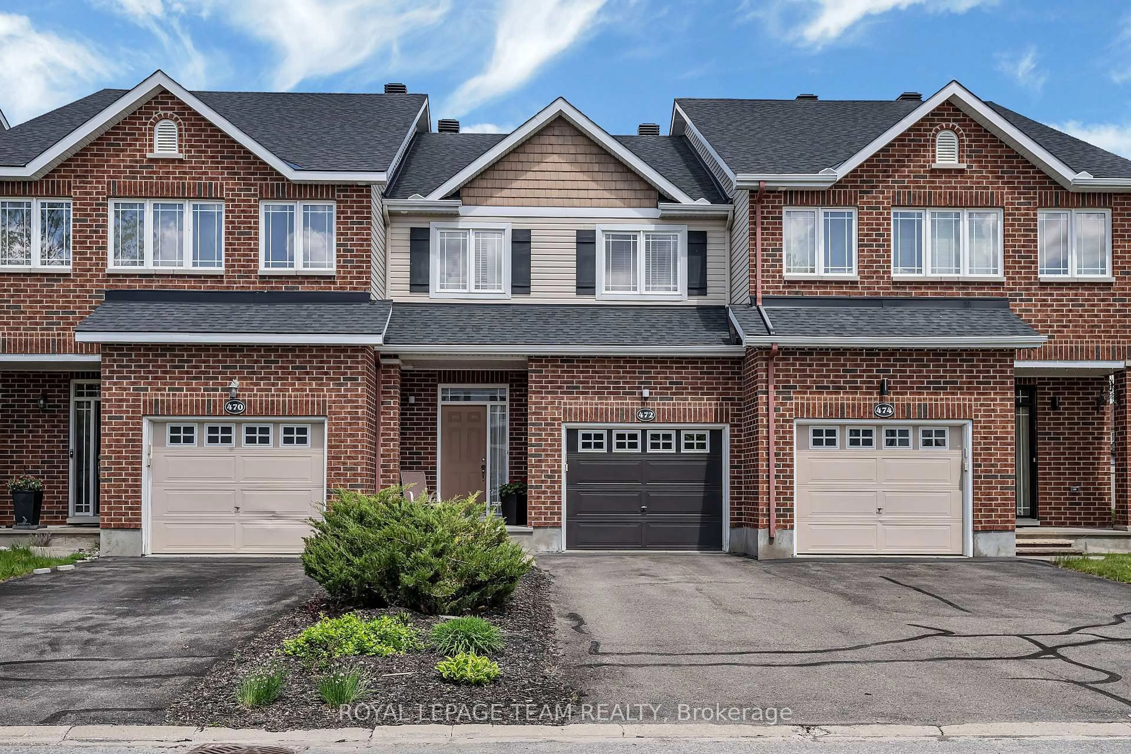 Home with brick exterior material, street for 472 Celtic Ridge Cres, Ottawa Ontario K2W 0B2