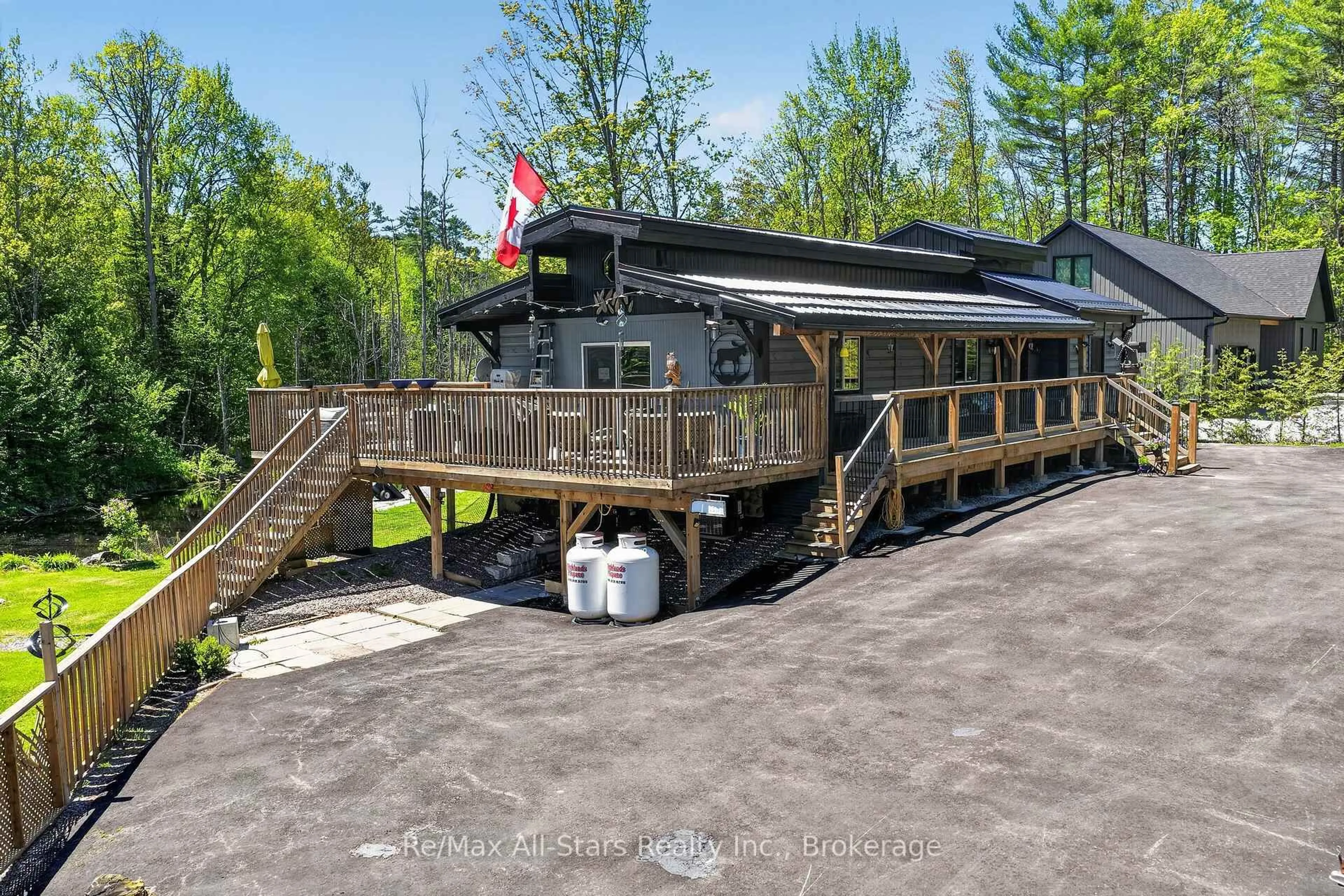 Patio, unknown for 28 Pine Ridge Rd, Kawartha Lakes Ontario K0M 2L0