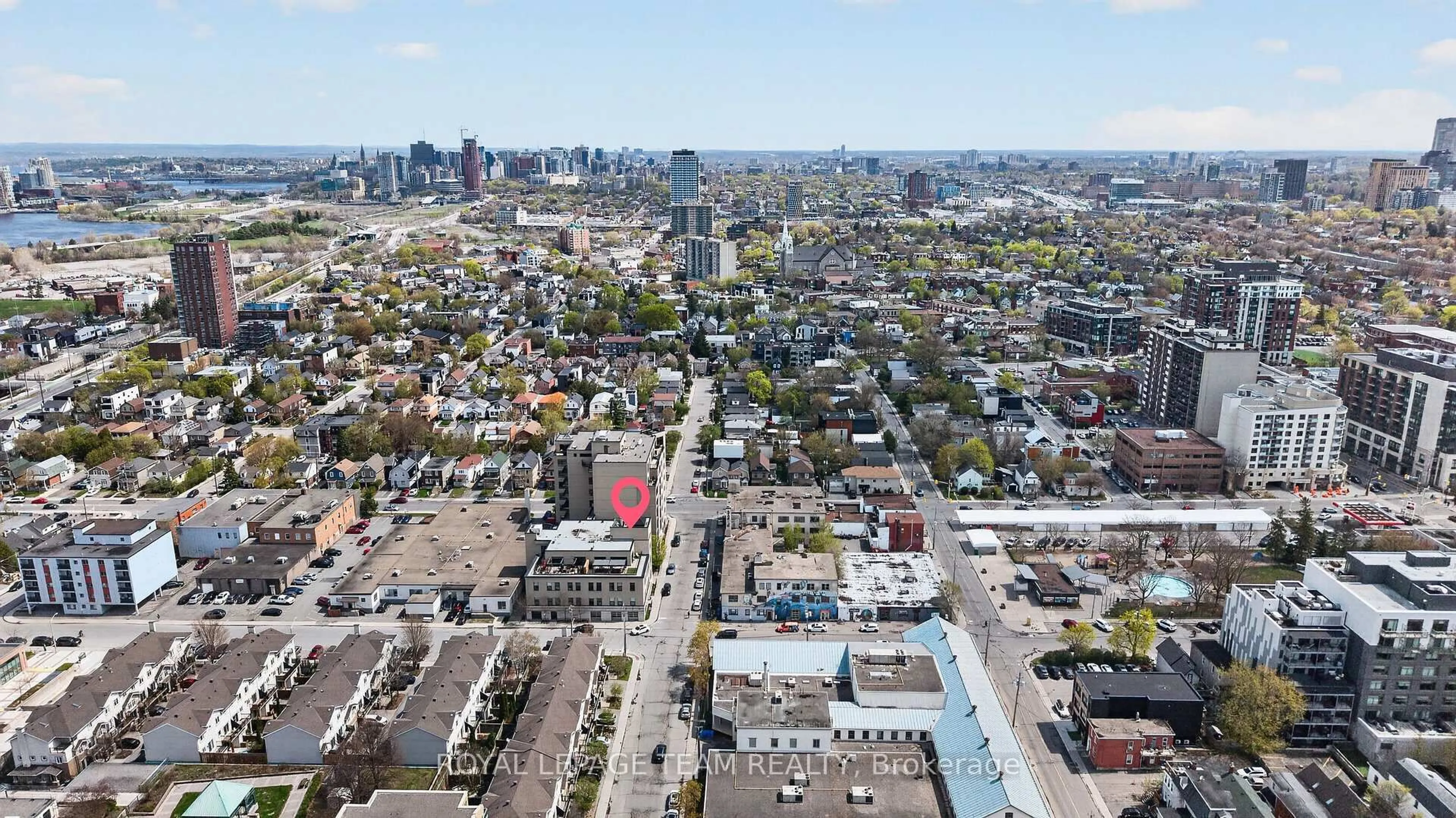 A pic from outside/outdoor area/front of a property/back of a property/a pic from drone, city buildings view from balcony for 45 Spencer St #307, Ottawa Ontario K1Y 2P5