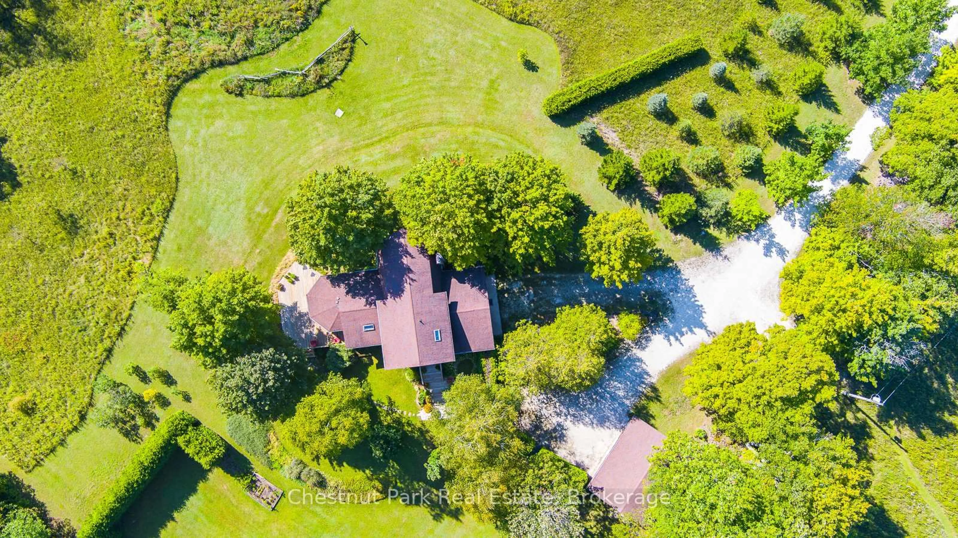A pic from outside/outdoor area/front of a property/back of a property/a pic from drone, unknown for 600380 Sideroad 50, Chatsworth Ontario N0H 1C0