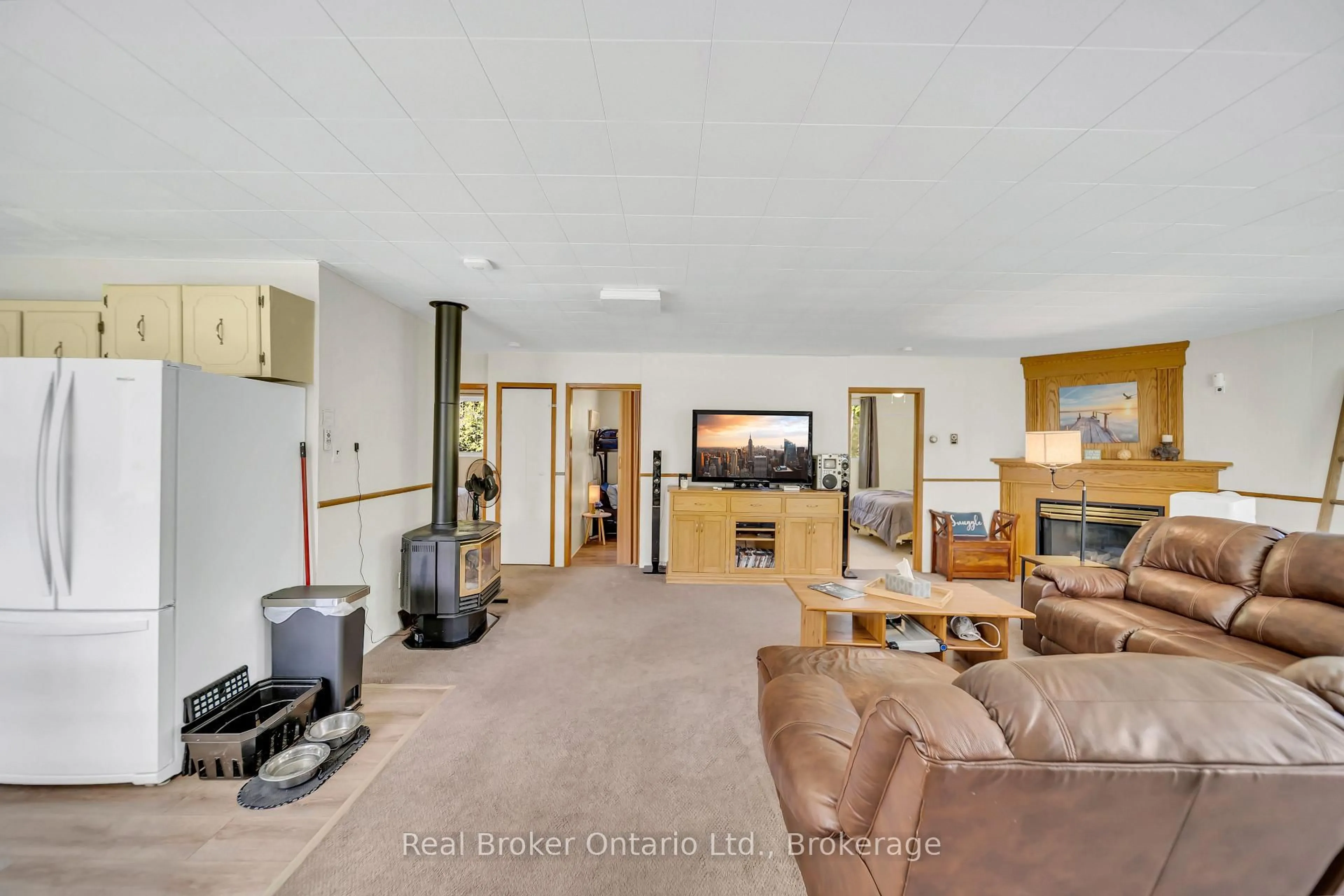 Living room with furniture, unknown for 79 Mapleport Cres, South Bruce Peninsula Ontario N0H 2G0