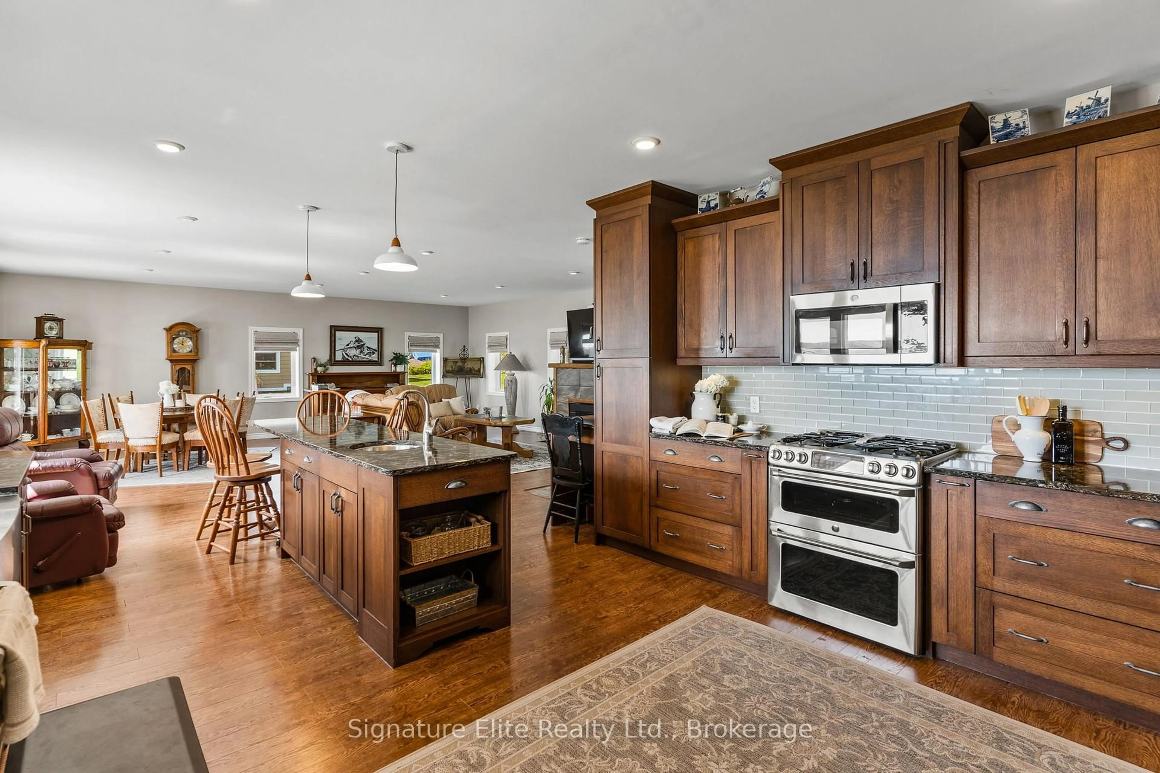 Open concept kitchen, unknown for 9 Fieldview Dr, Kawartha Lakes Ontario K0M 2B0