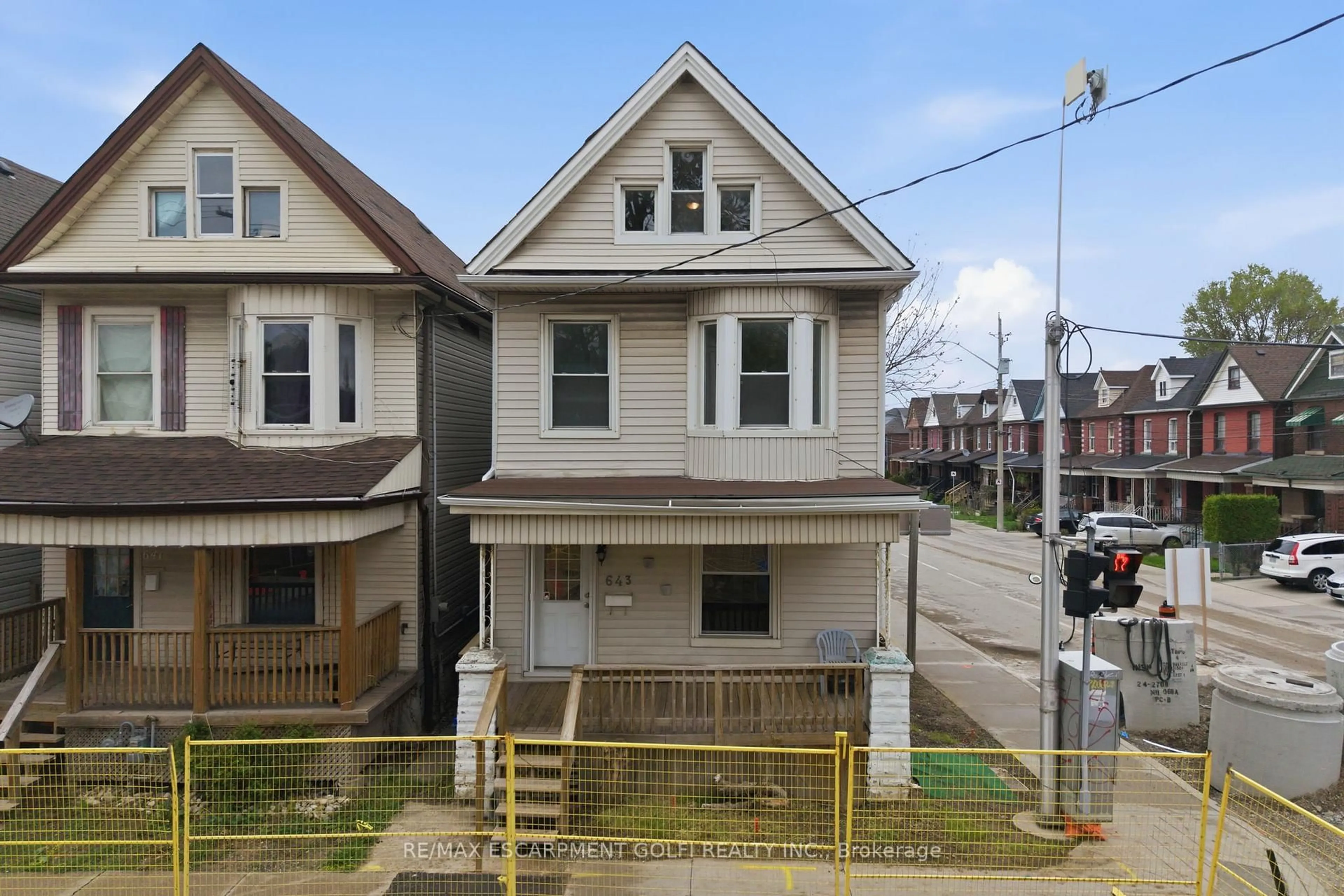 Unknown for 643 Wilson St, Hamilton Ontario L8L 1V2