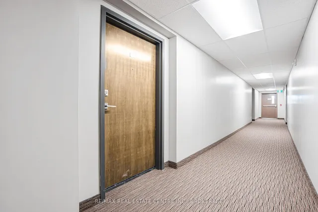 25 Kay Cres #403, Guelph 5