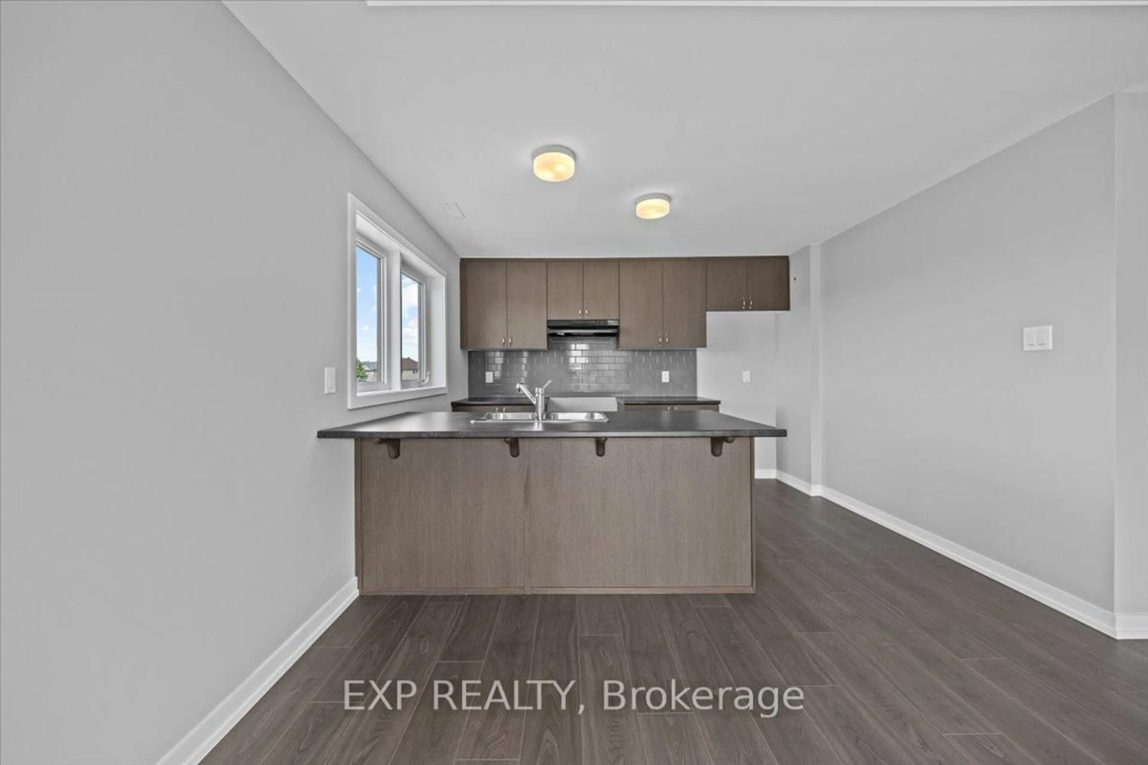 Open concept kitchen, unknown for 6537 Linseed Rd, Kanata Ontario K2K 1K7