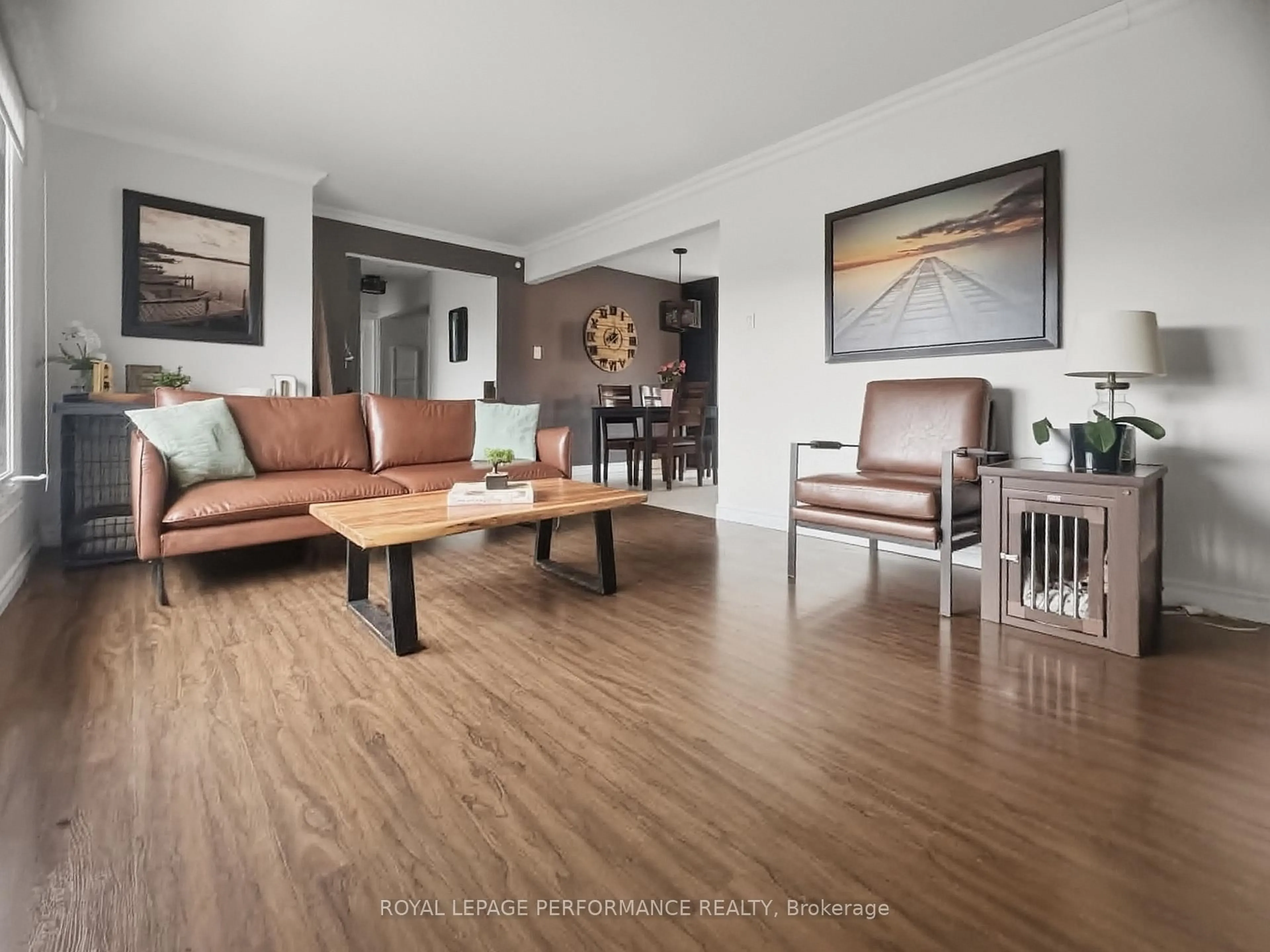 Living room with furniture, wood/laminate floor for 3071 Young St, Clarence-Rockland Ontario K0A 2A0
