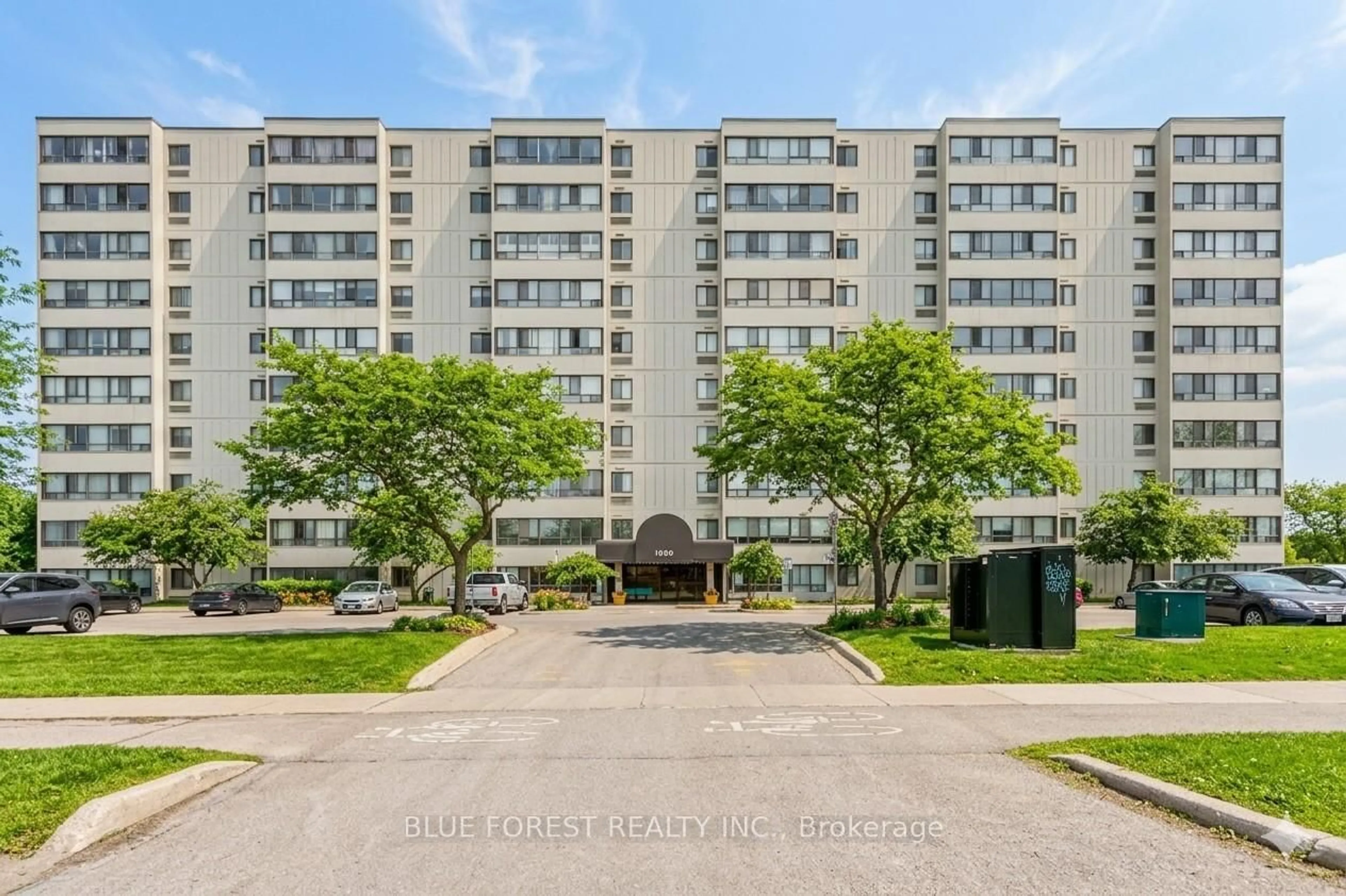 A pic from outside/outdoor area/front of a property/back of a property/a pic from drone, building for 1600 Adelaide St #608, London North Ontario N5X 3H6
