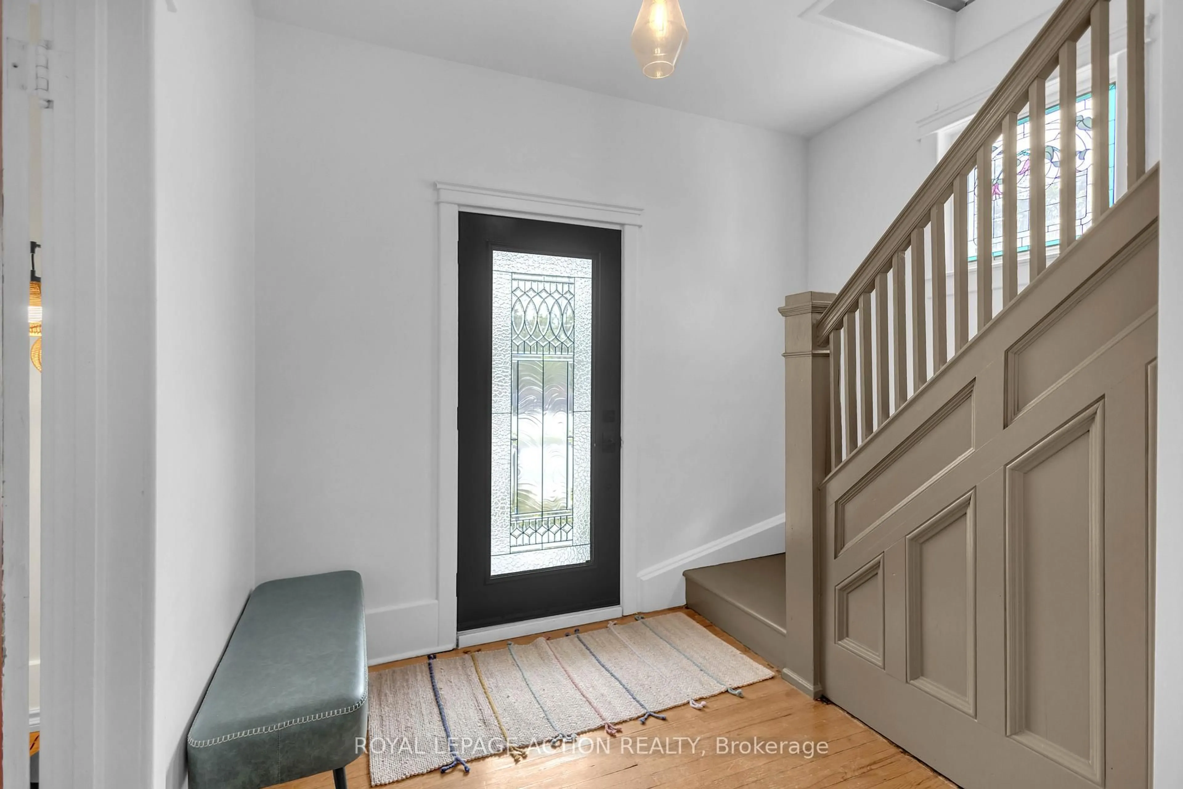 Indoor entryway for 1 Alexander St, Brant Ontario N0E 1A0