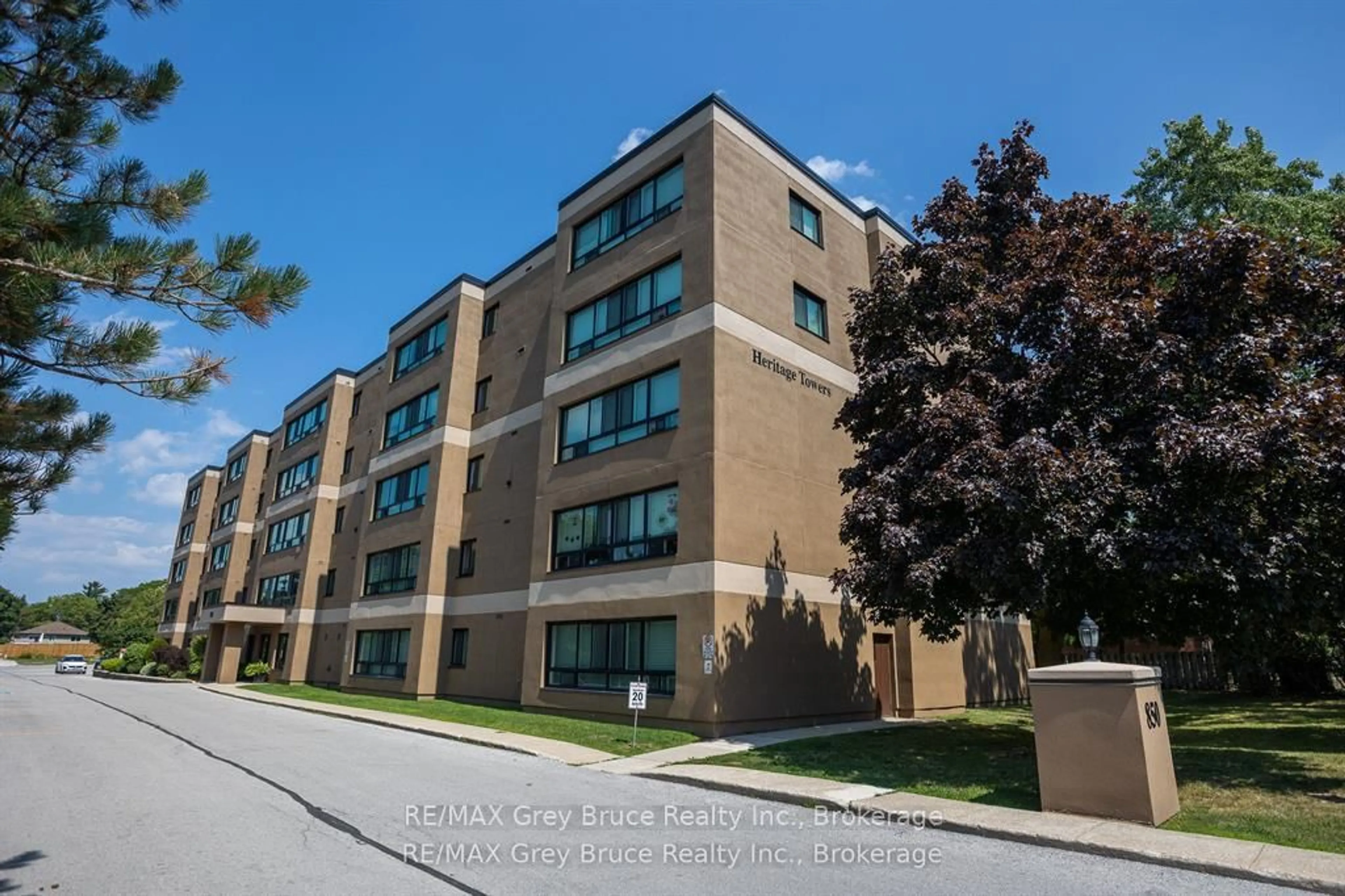 Unknown for 850 6th St #502, Owen Sound Ontario N4K 6T7