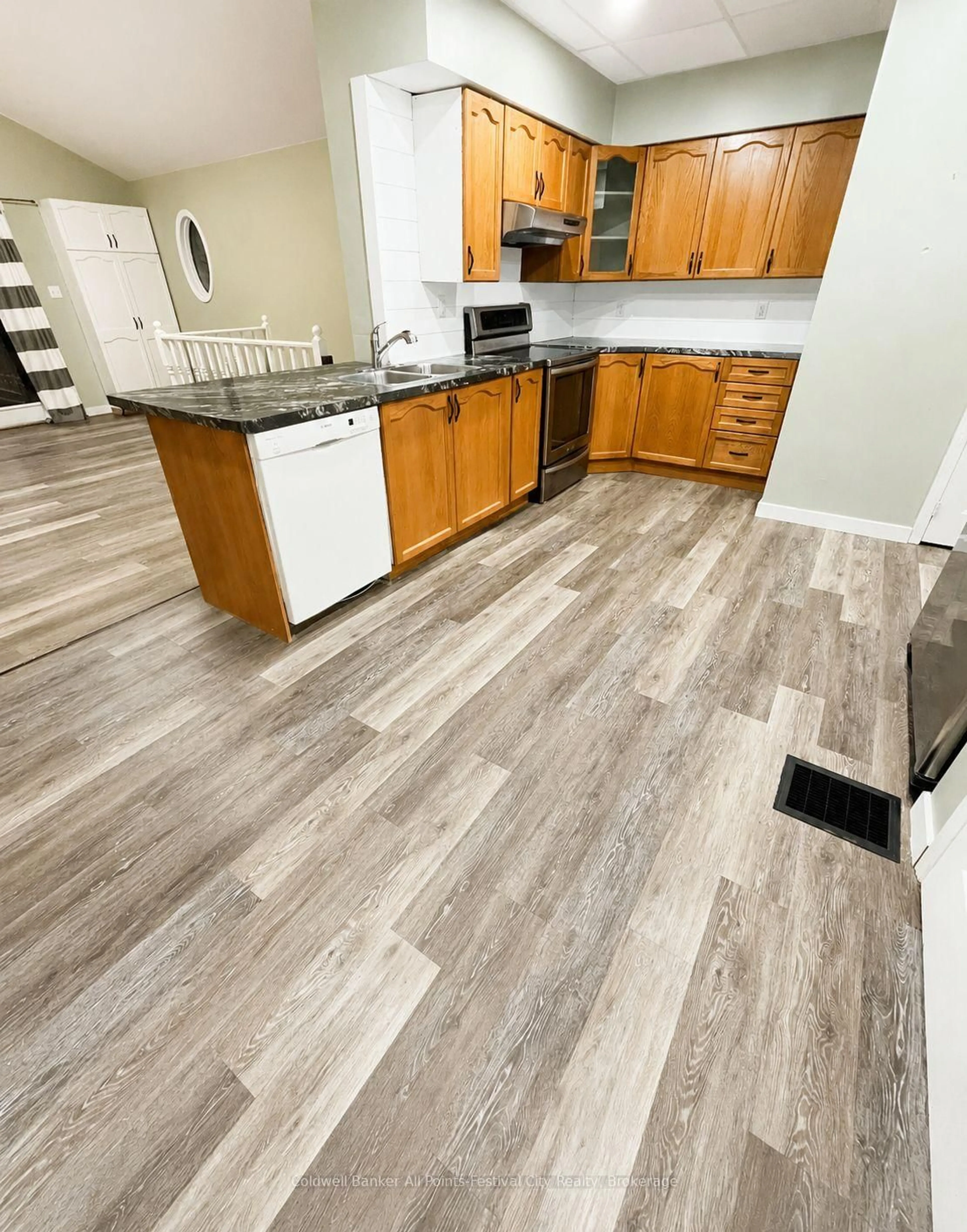 Open concept kitchen, unknown for 100 John St, North Huron Ontario N0G 2W0