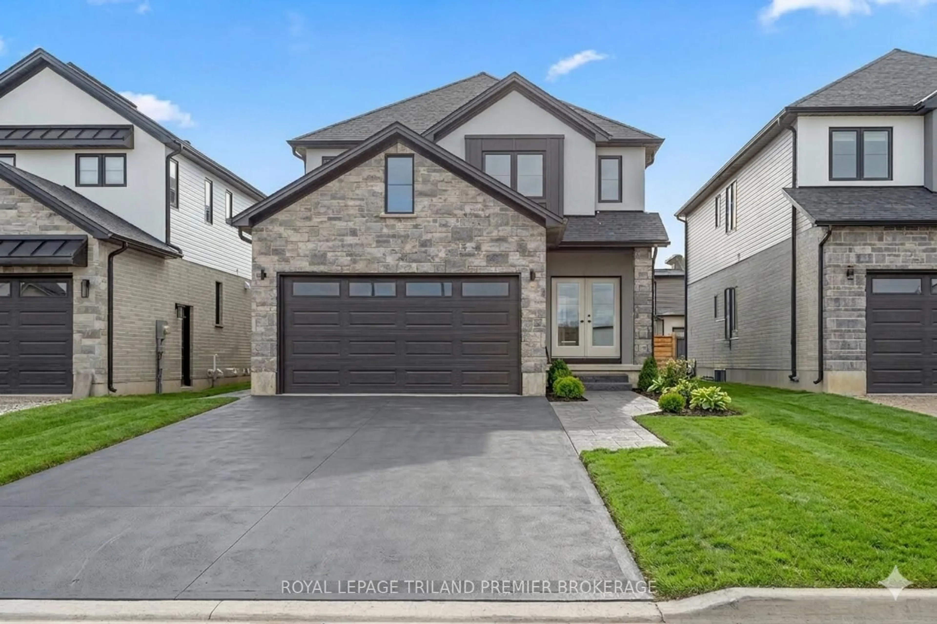 Home with brick exterior material, street for 262 HESSELMAN Cres, London South Ontario N6M 0J7