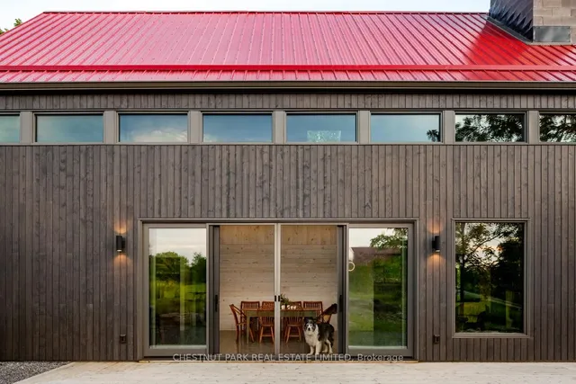 1 Station Rd, Prince Edward County 3