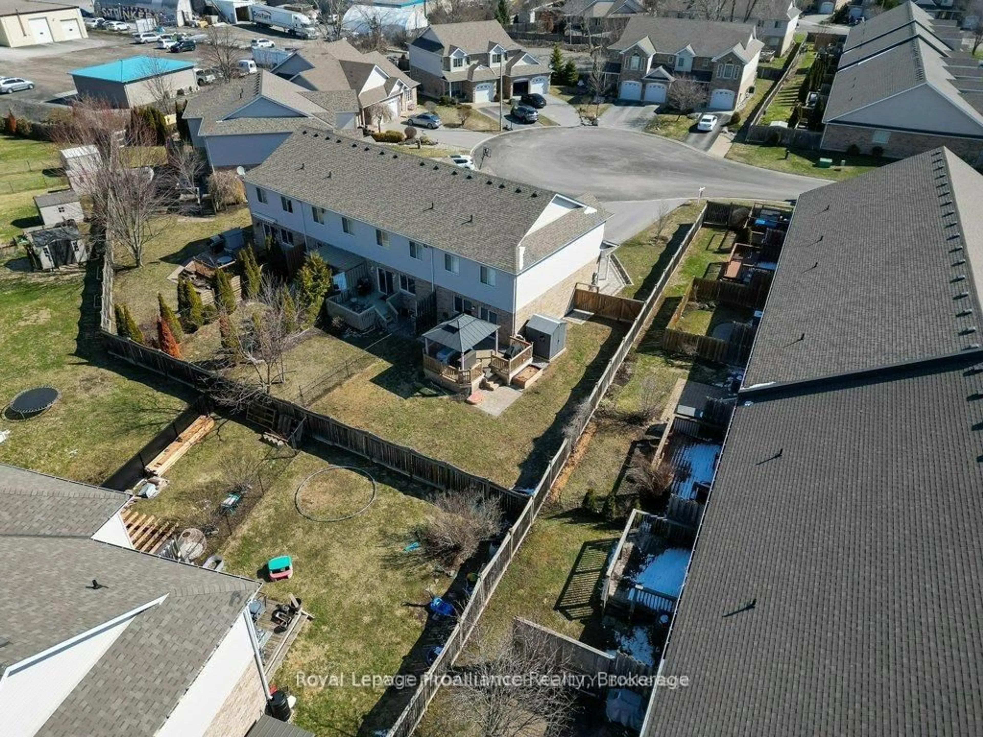 A pic from outside/outdoor area/front of a property/back of a property/a pic from drone, street for 4 Ava Crt, Belleville Ontario K8P 0B2