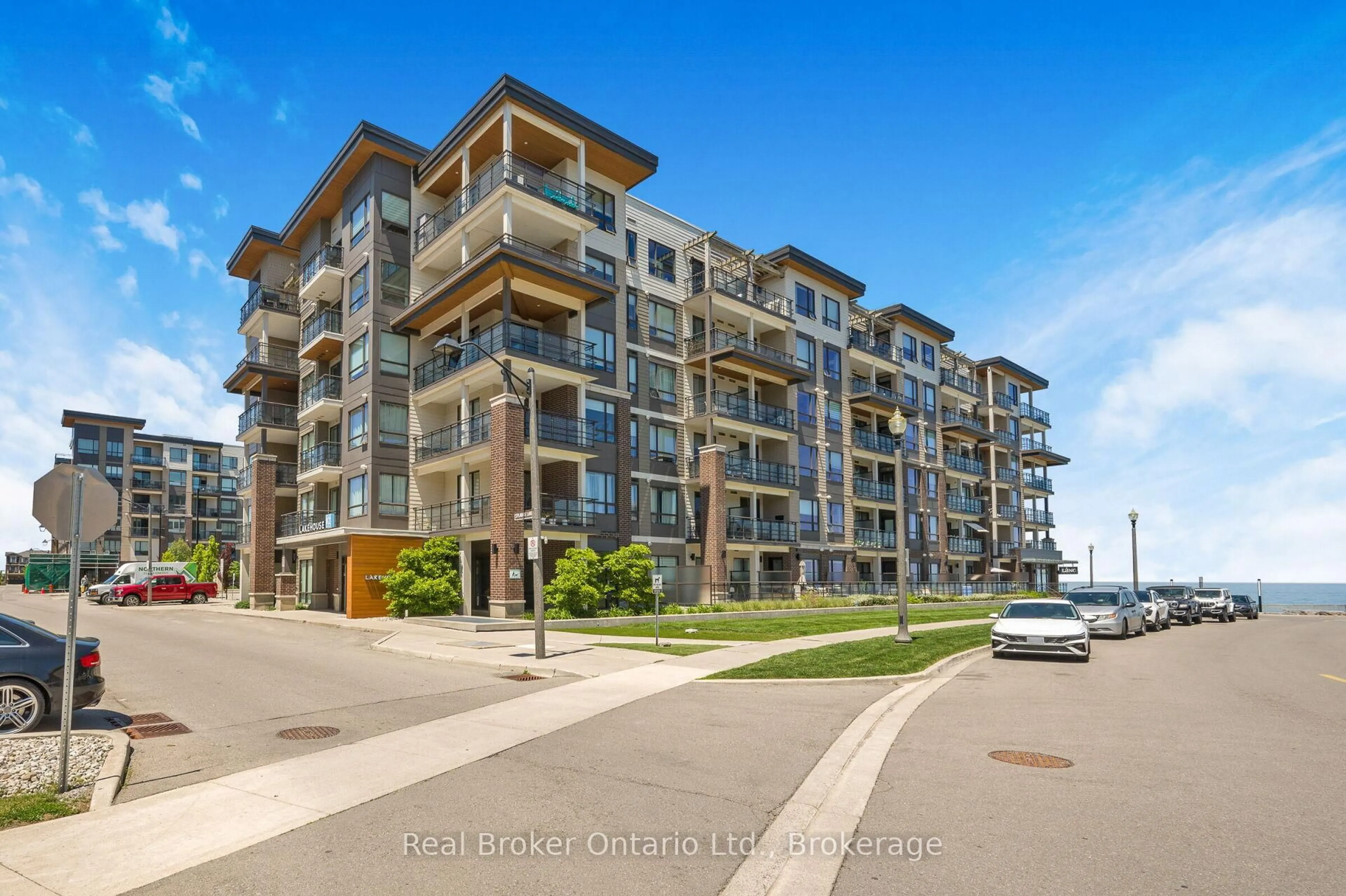 A pic from outside/outdoor area/front of a property/back of a property/a pic from drone, water/lake/river/ocean view for 10 Esplanade Lane #310, Grimsby Ontario L3M 0H1