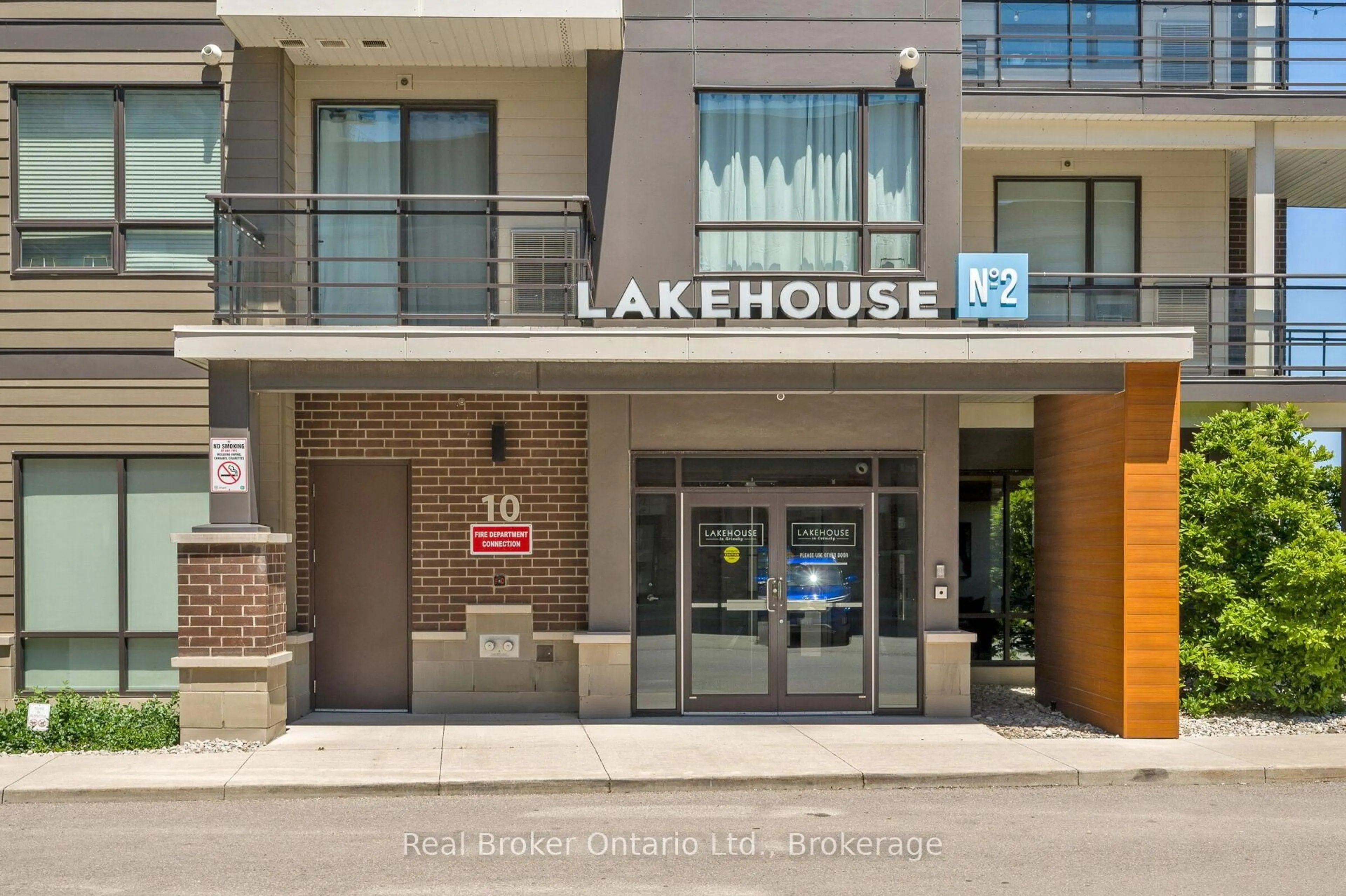 Unknown for 10 Esplanade Lane #310, Grimsby Ontario L3M 0H1