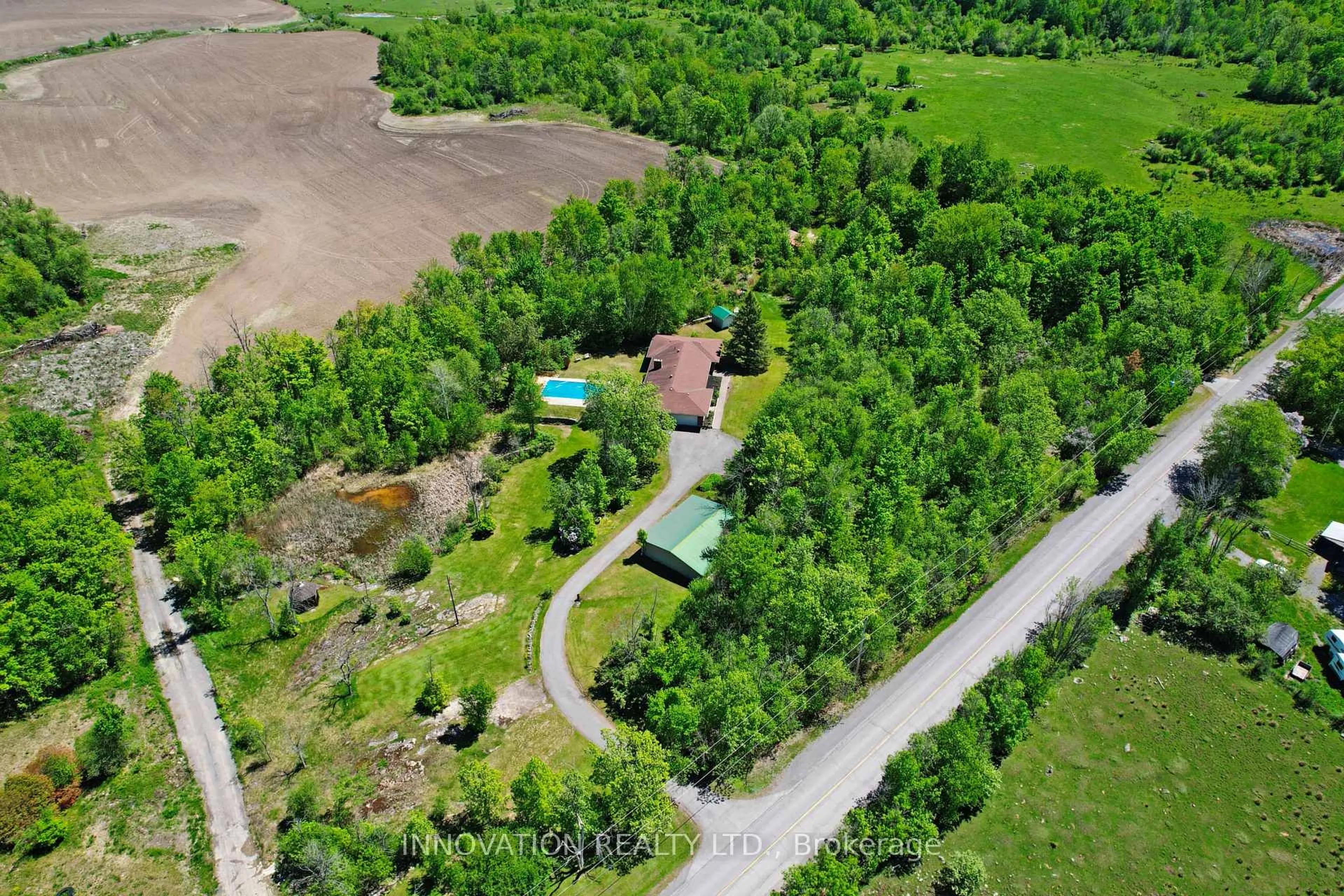 A pic from outside/outdoor area/front of a property/back of a property/a pic from drone, unknown for 2320 Old Second Line Rd, Ottawa Ontario K0A 1T0