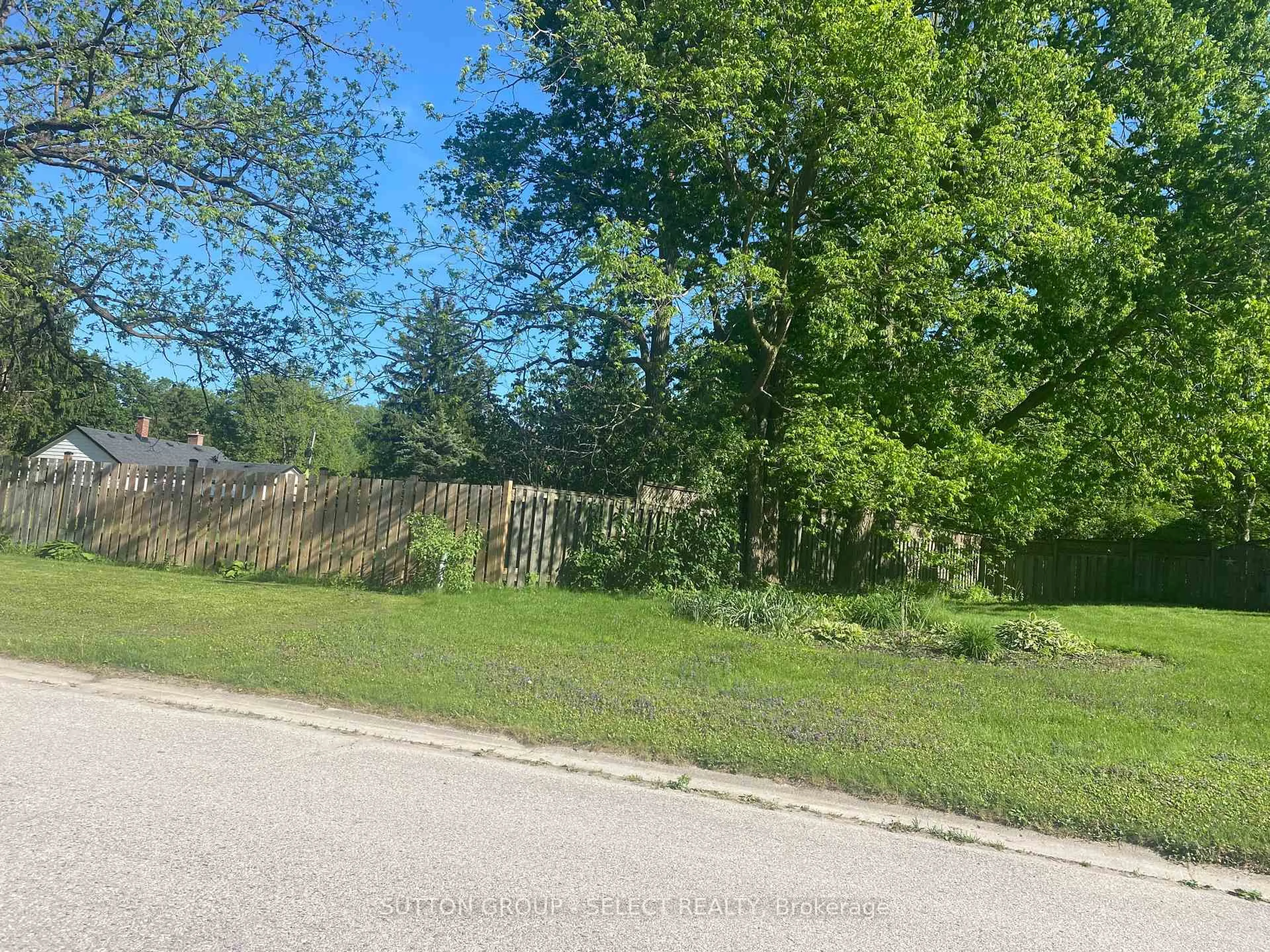 A pic from outside/outdoor area/front of a property/back of a property/a pic from drone, forest/trees view for 9 Prince Albert St, Middlesex Centre Ontario N0L 1E0