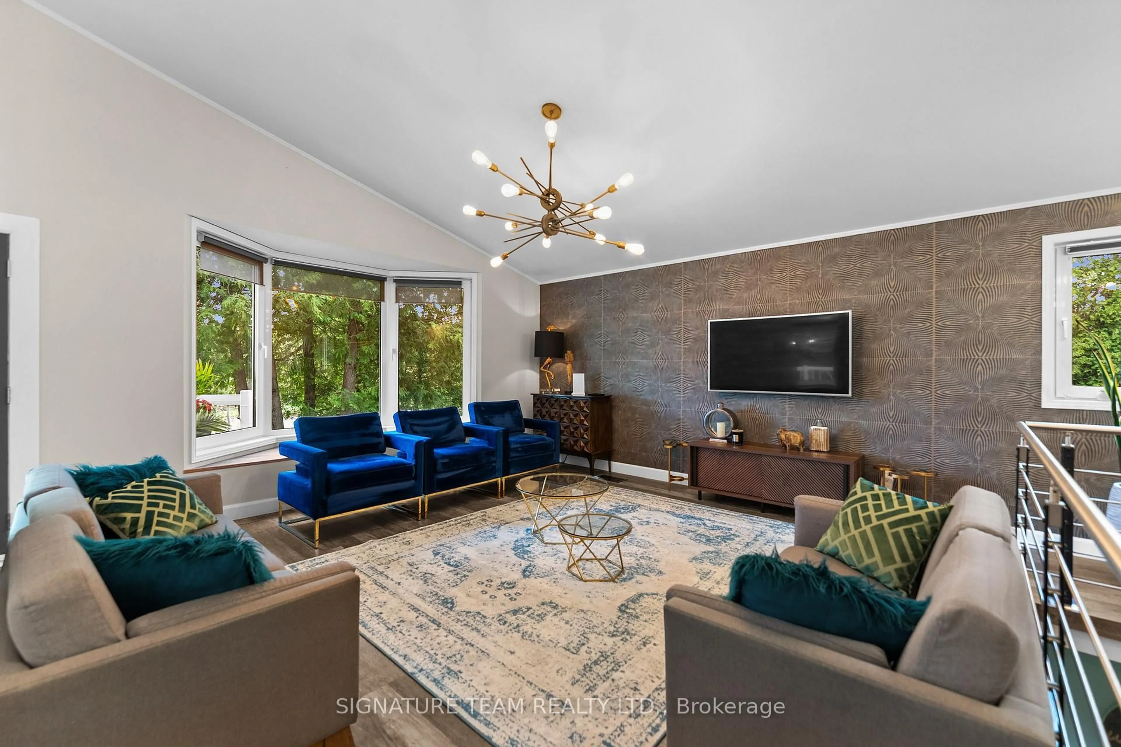 Living room with furniture, unknown for 1606 Grist Mill Rd, Eganville Ontario K0J 1T0