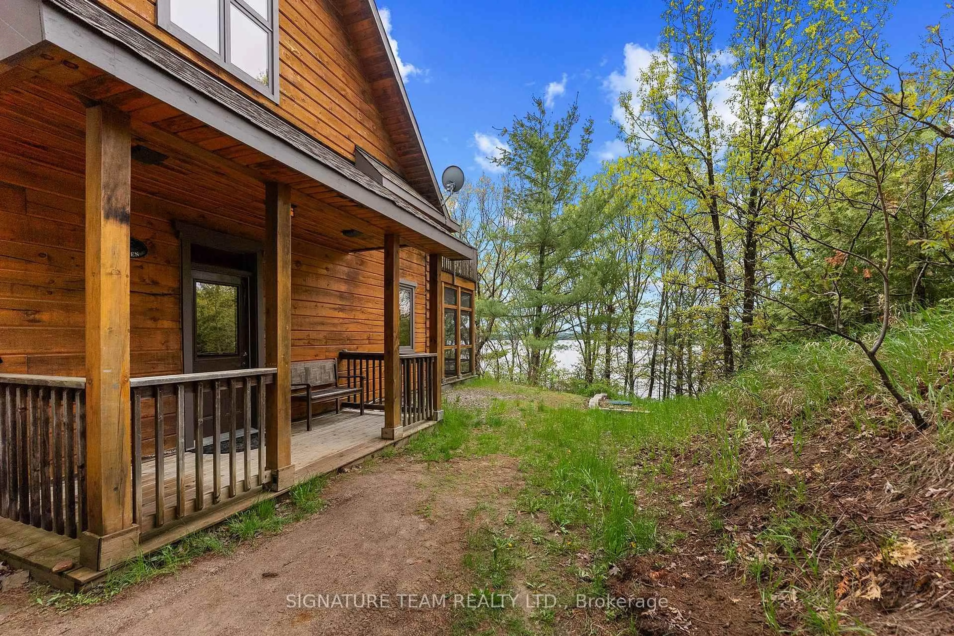 Patio, water/lake/river/ocean view for 282A Presquile Tr, Foresters Falls Ontario K0J 1V0